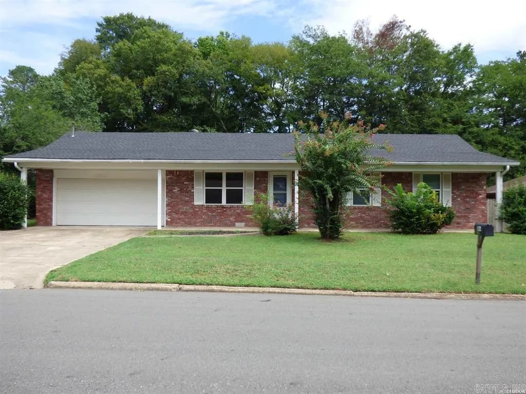Property at 104  Cedarwood - Image 1