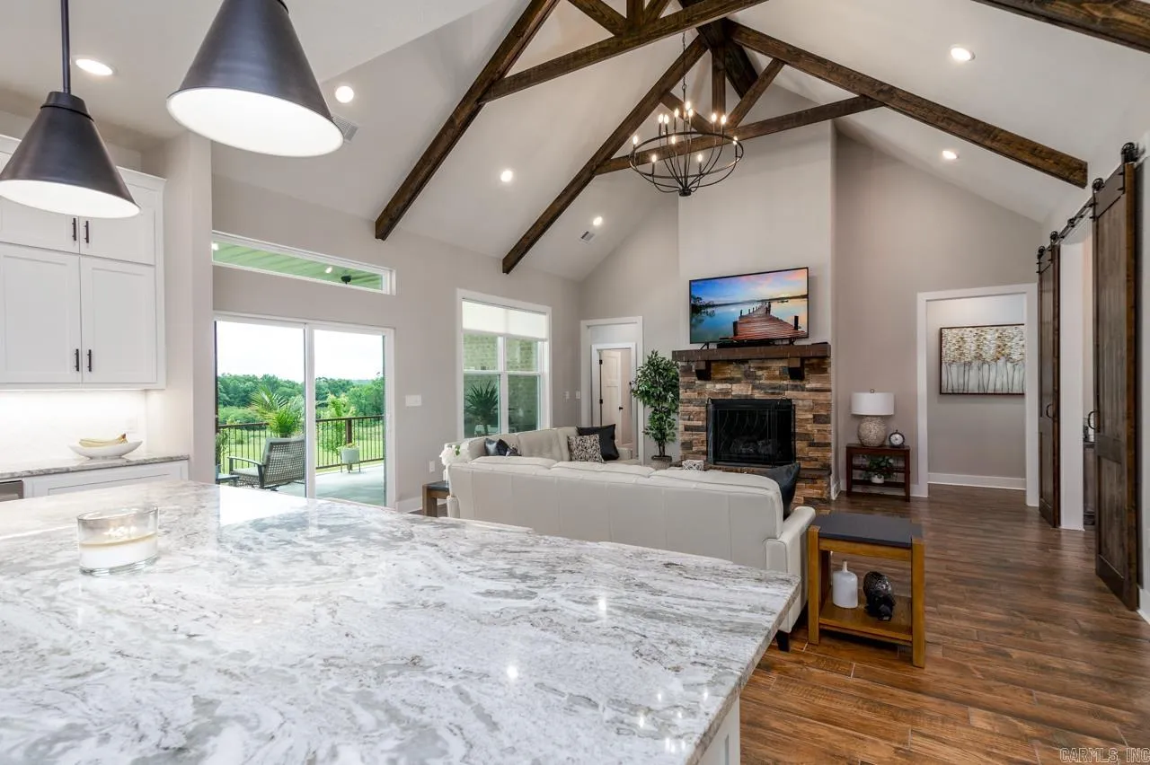 Property at 7  Pine shadow dr. - Image 6