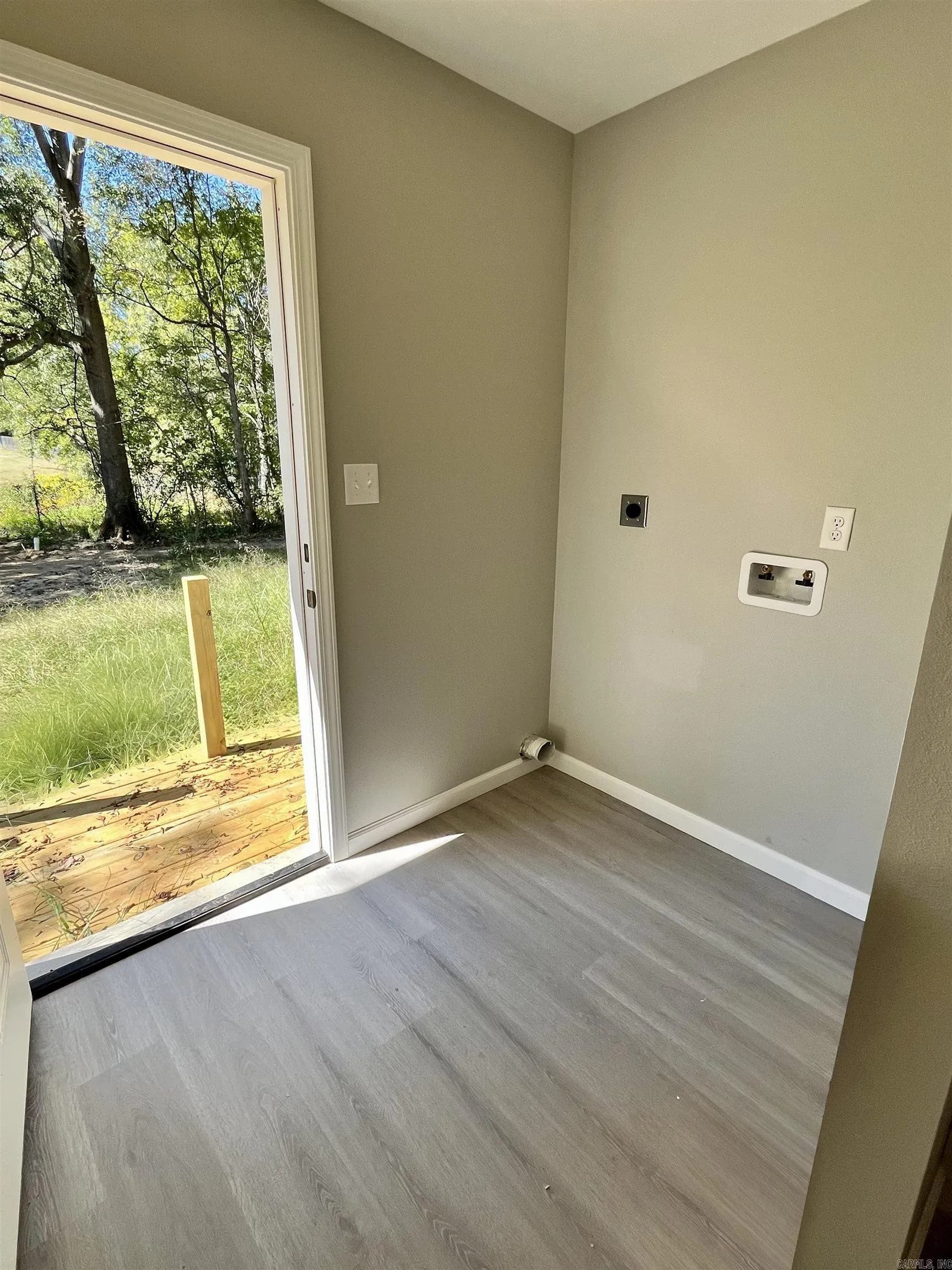 Property at 1324  Maple - Image 14