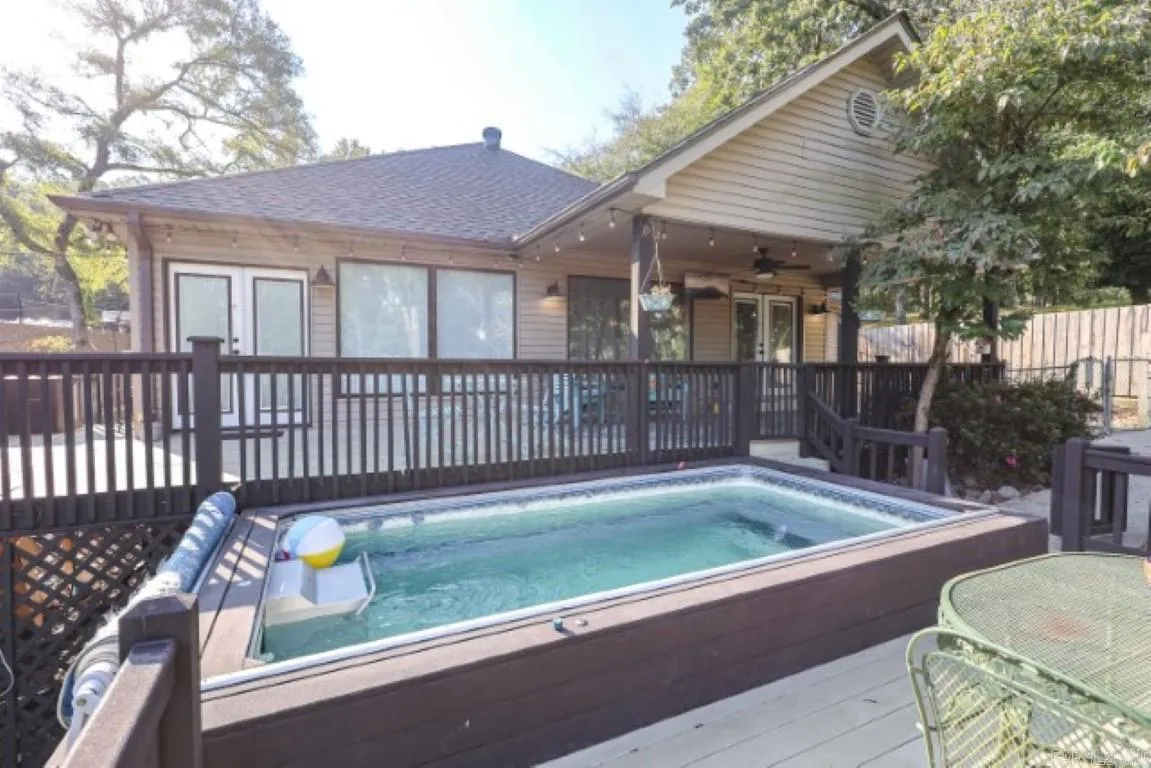 Property at 426  Windamere terr - Image 7