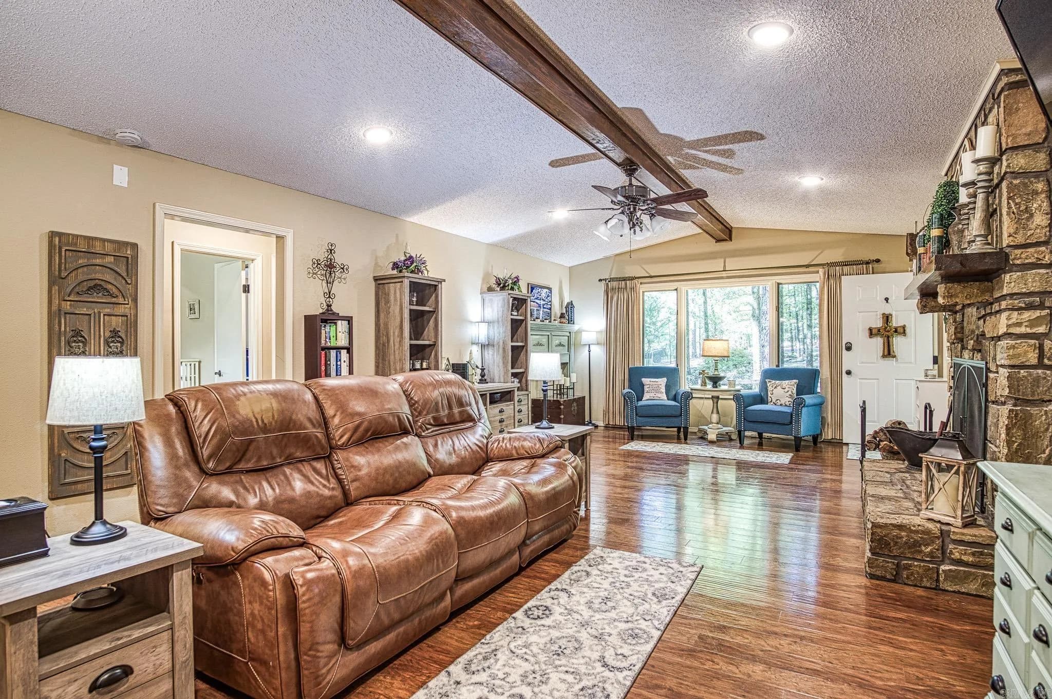 Property at 11  Acceso lane - Image 11