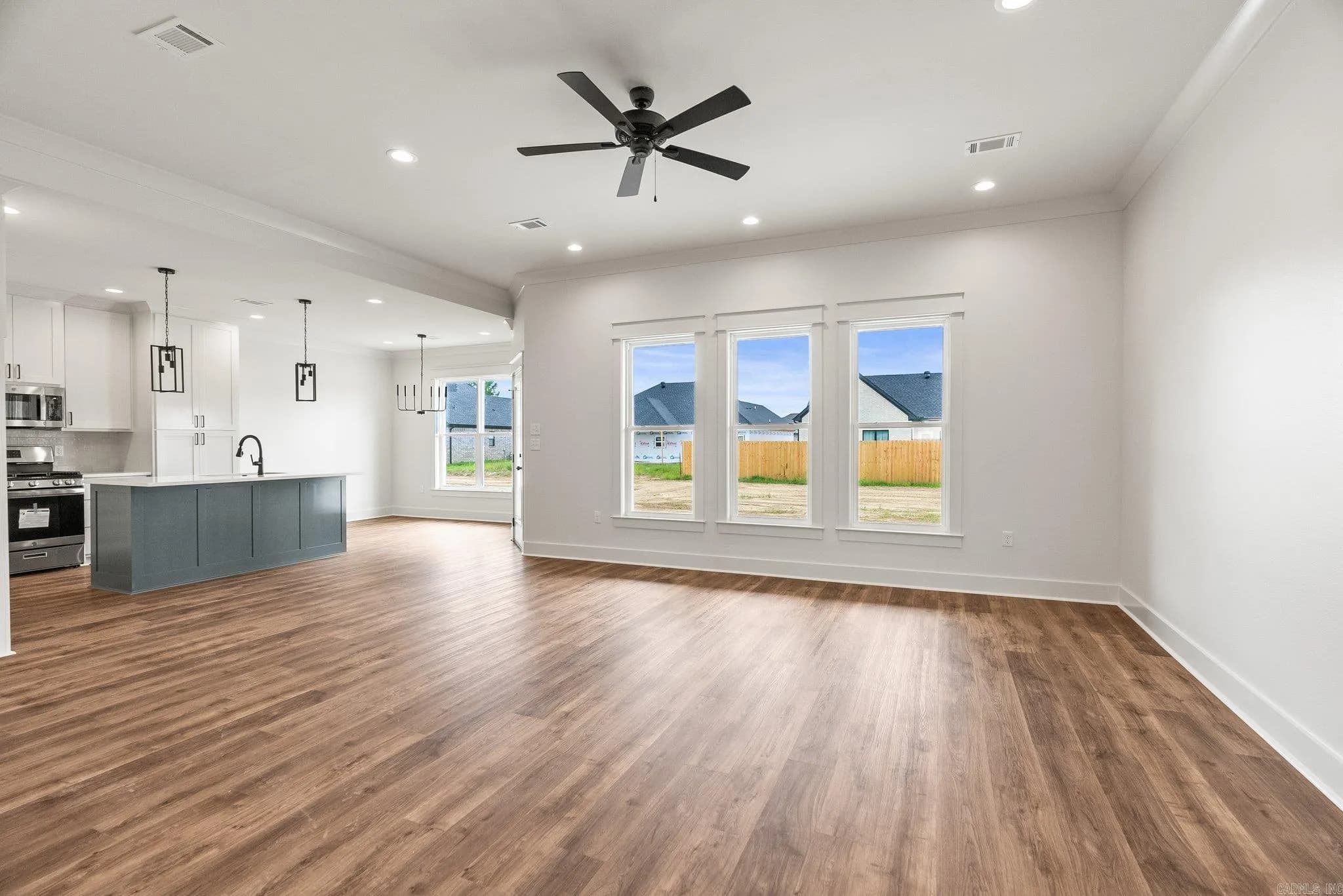 Property at 6  Morning sun - Image 12