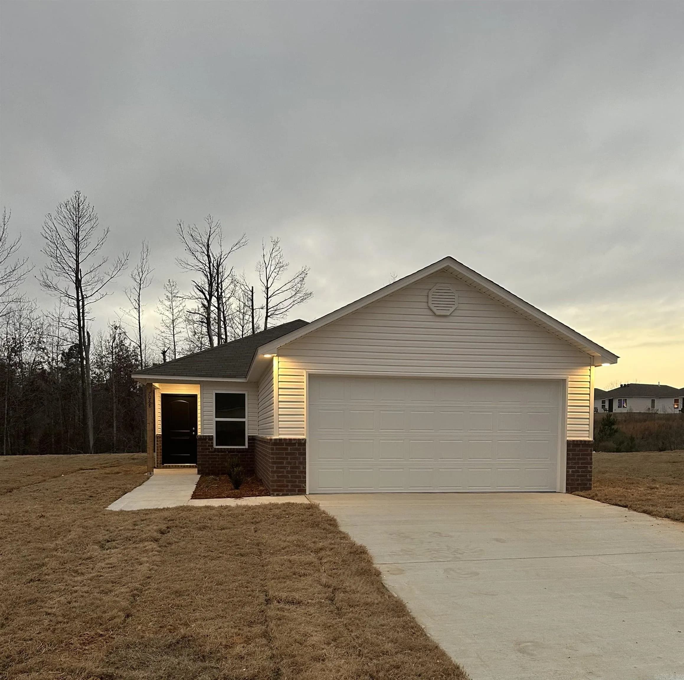 Property at 7088  Potomac  Lot 1411  Block