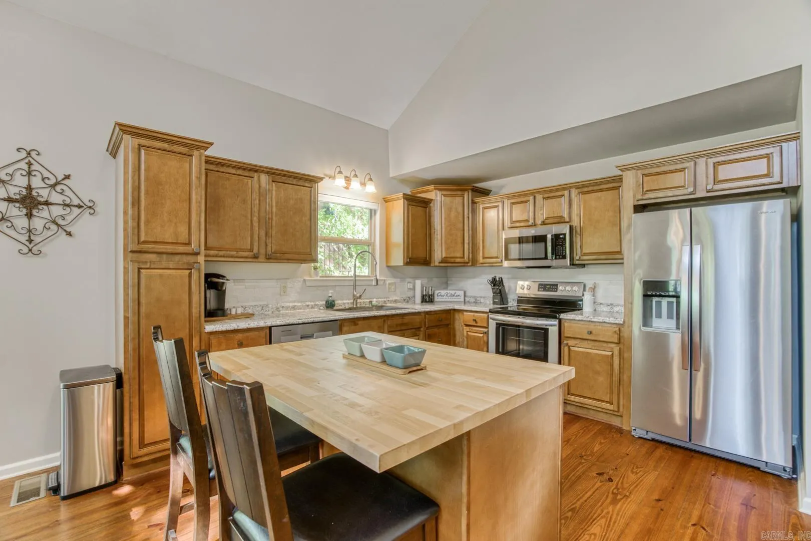 Property at 175  Sylvan - Image 8