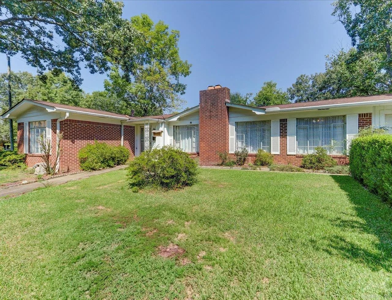 Property at 410  Crestwood - Image 3