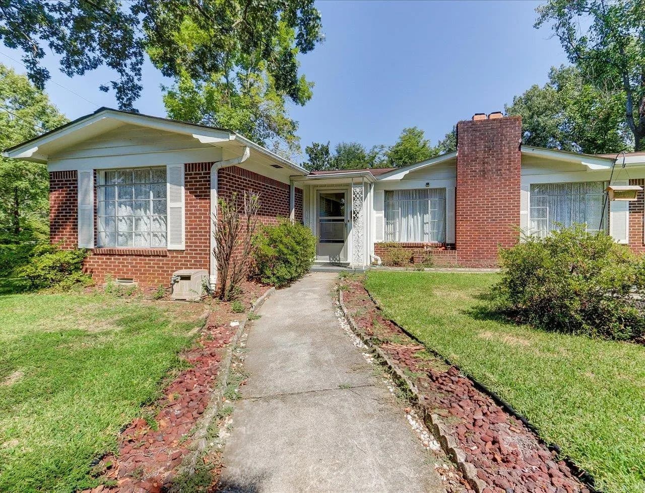 Property at 410  Crestwood - Image 1