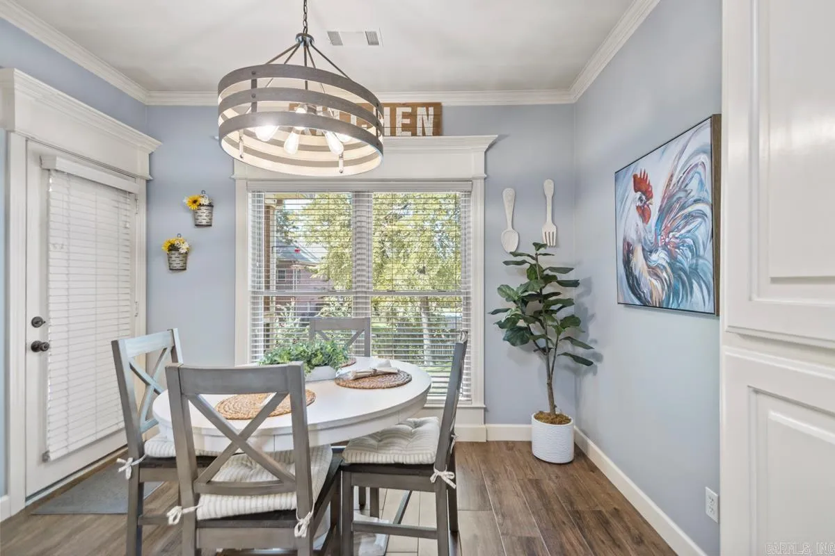 Property at 7509  Union - Image 19