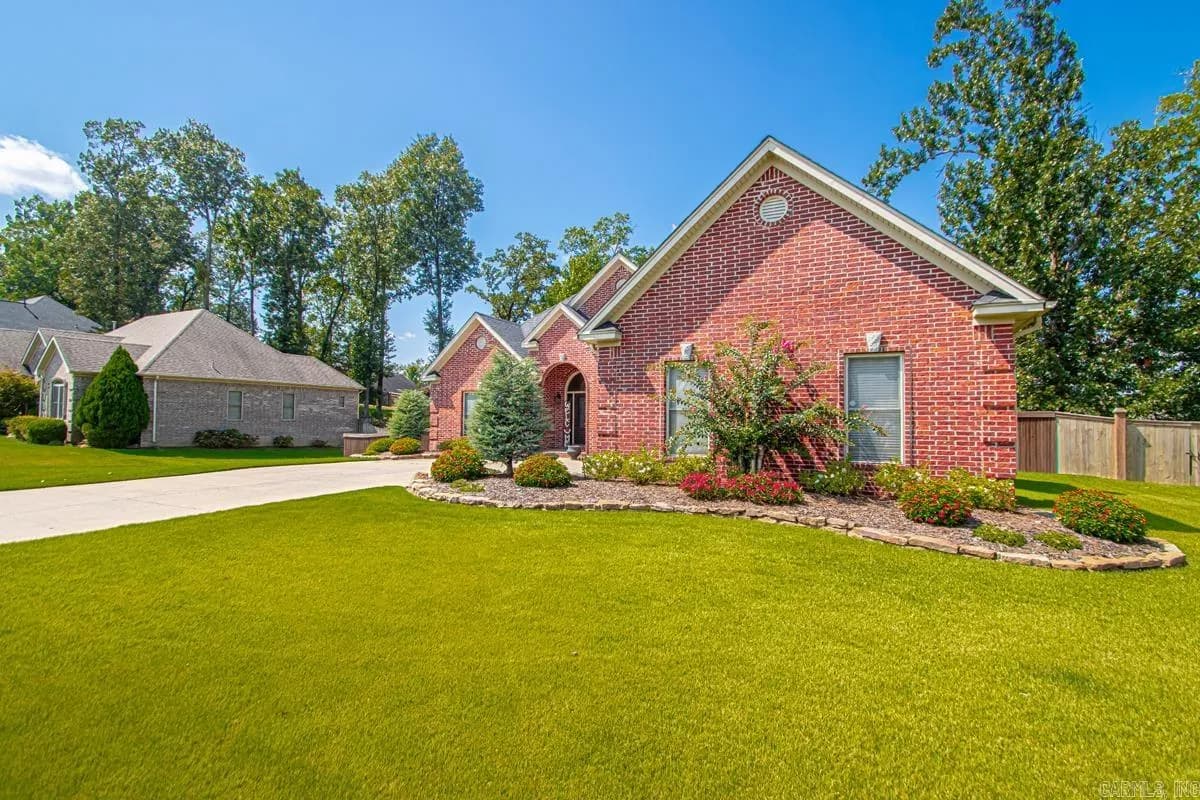 Property at 7509  Union - Image 2