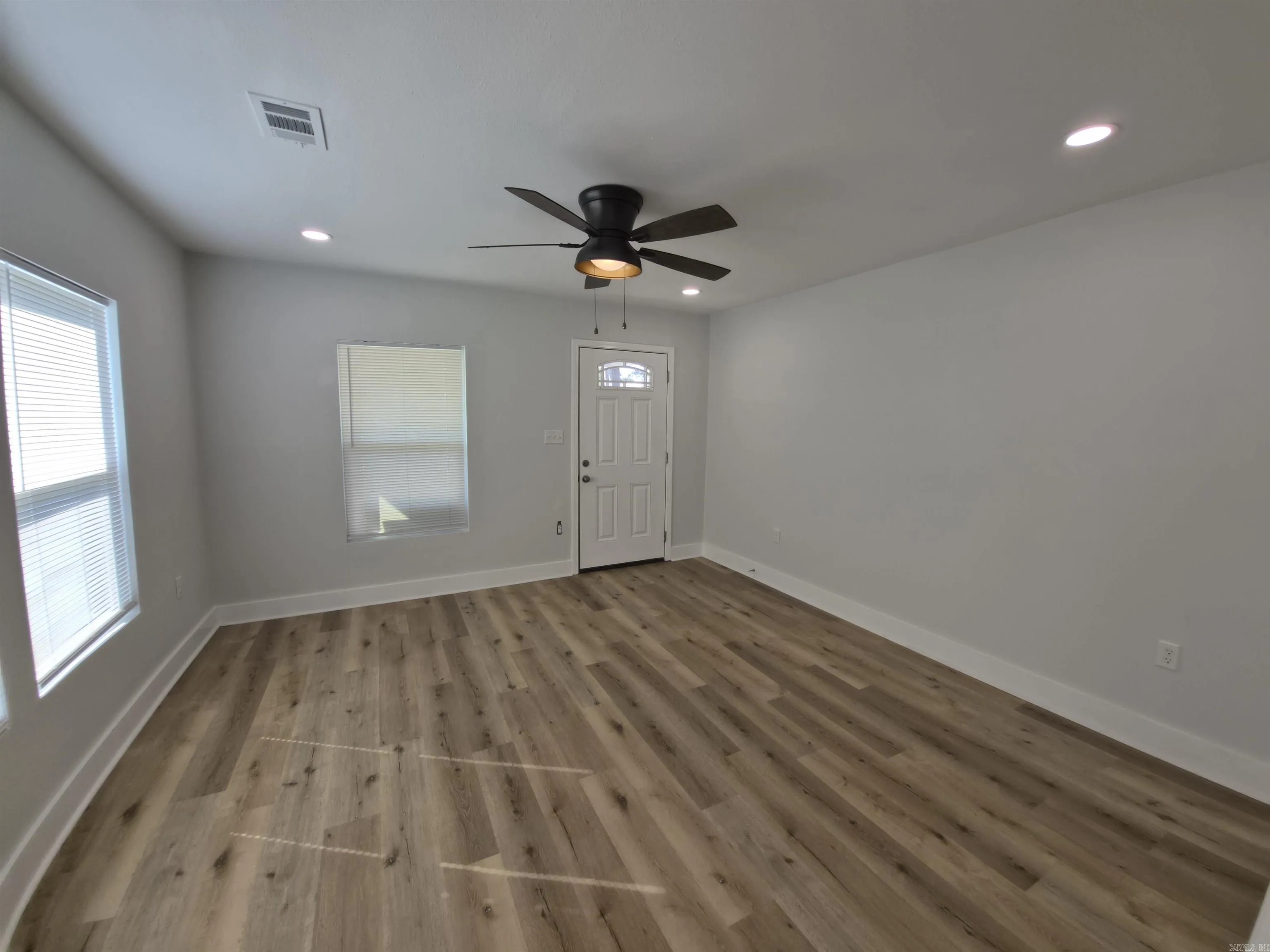 Property at 409-411 N 2nd st - Image 4