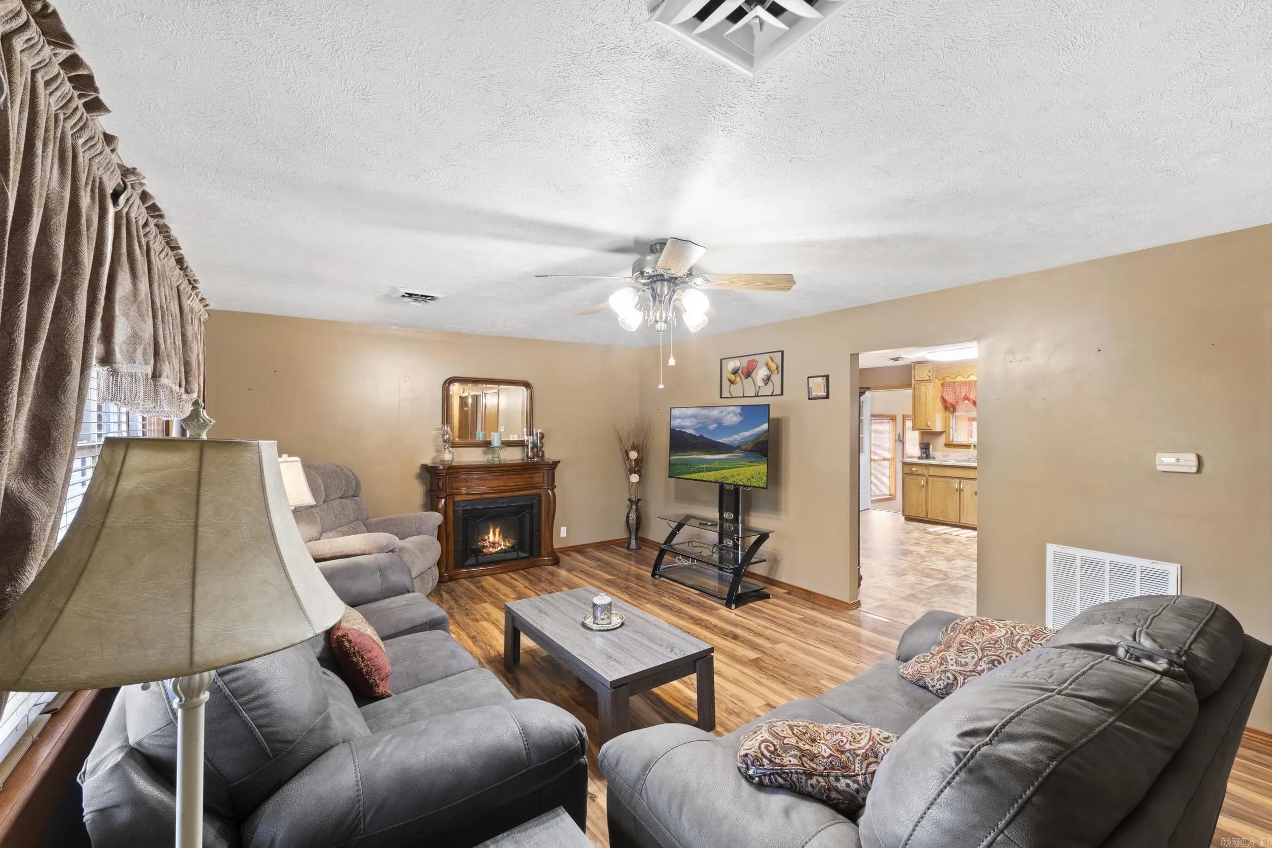 Property at 604  Park - Image 6