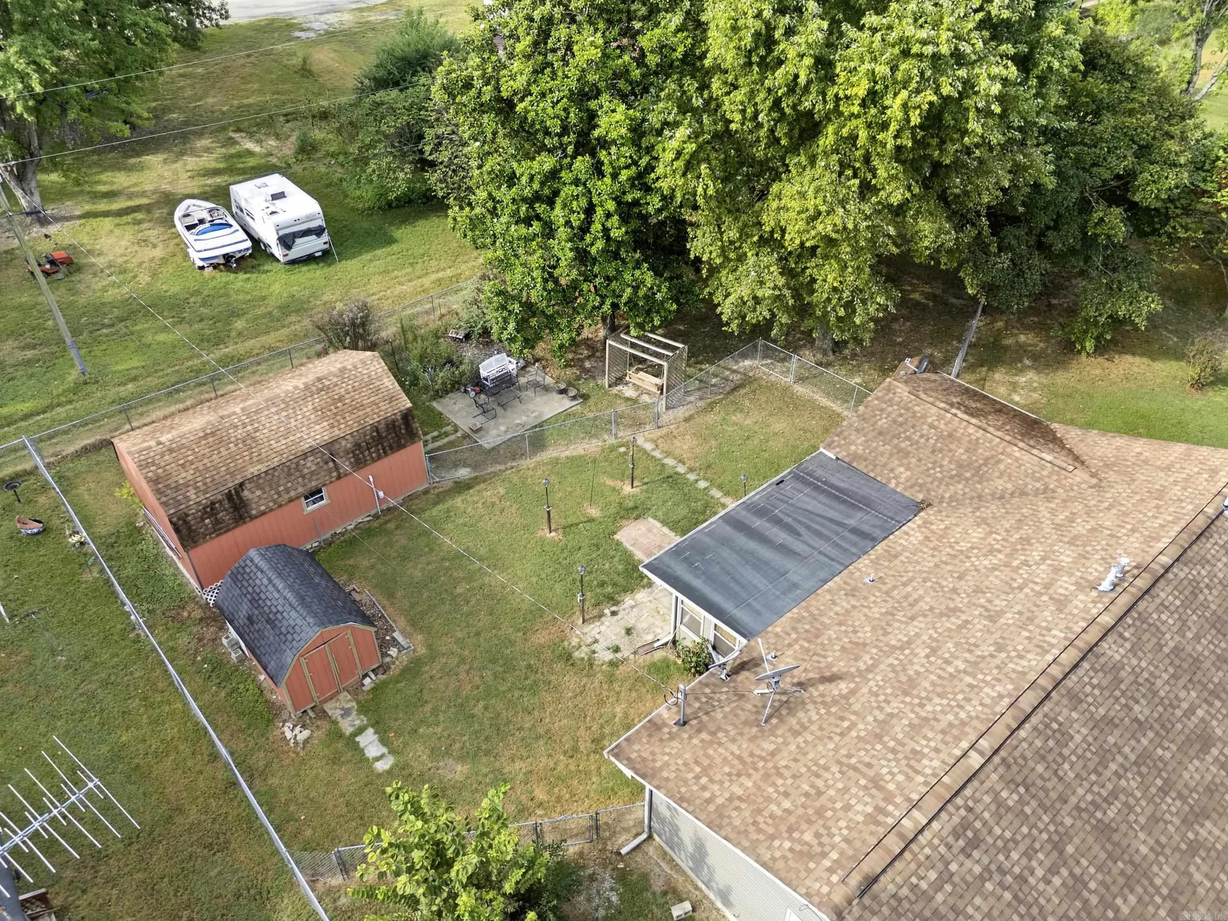 Property at 604  Park - Image 20