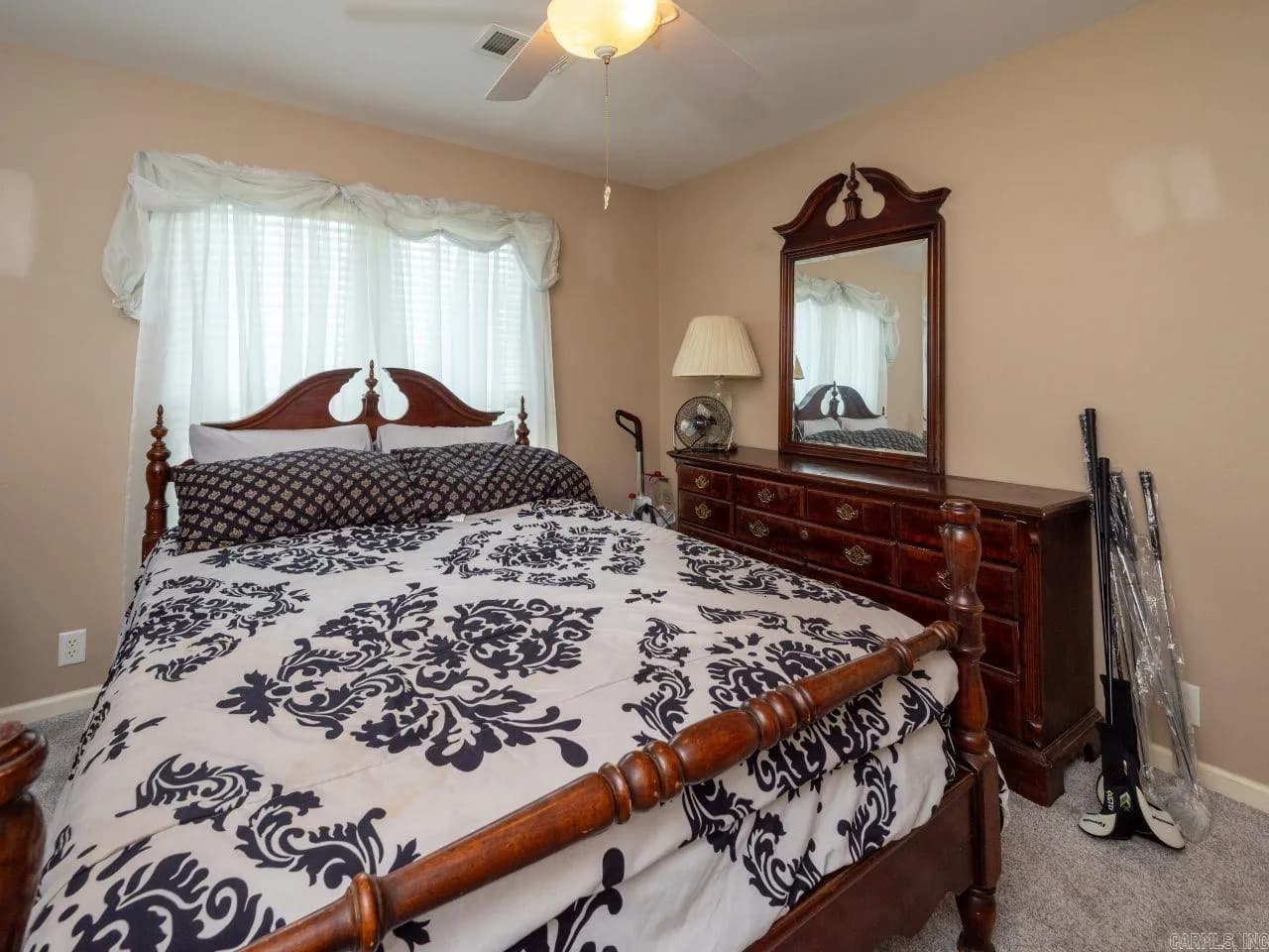 Property at 4011  Evergreen - Image 17