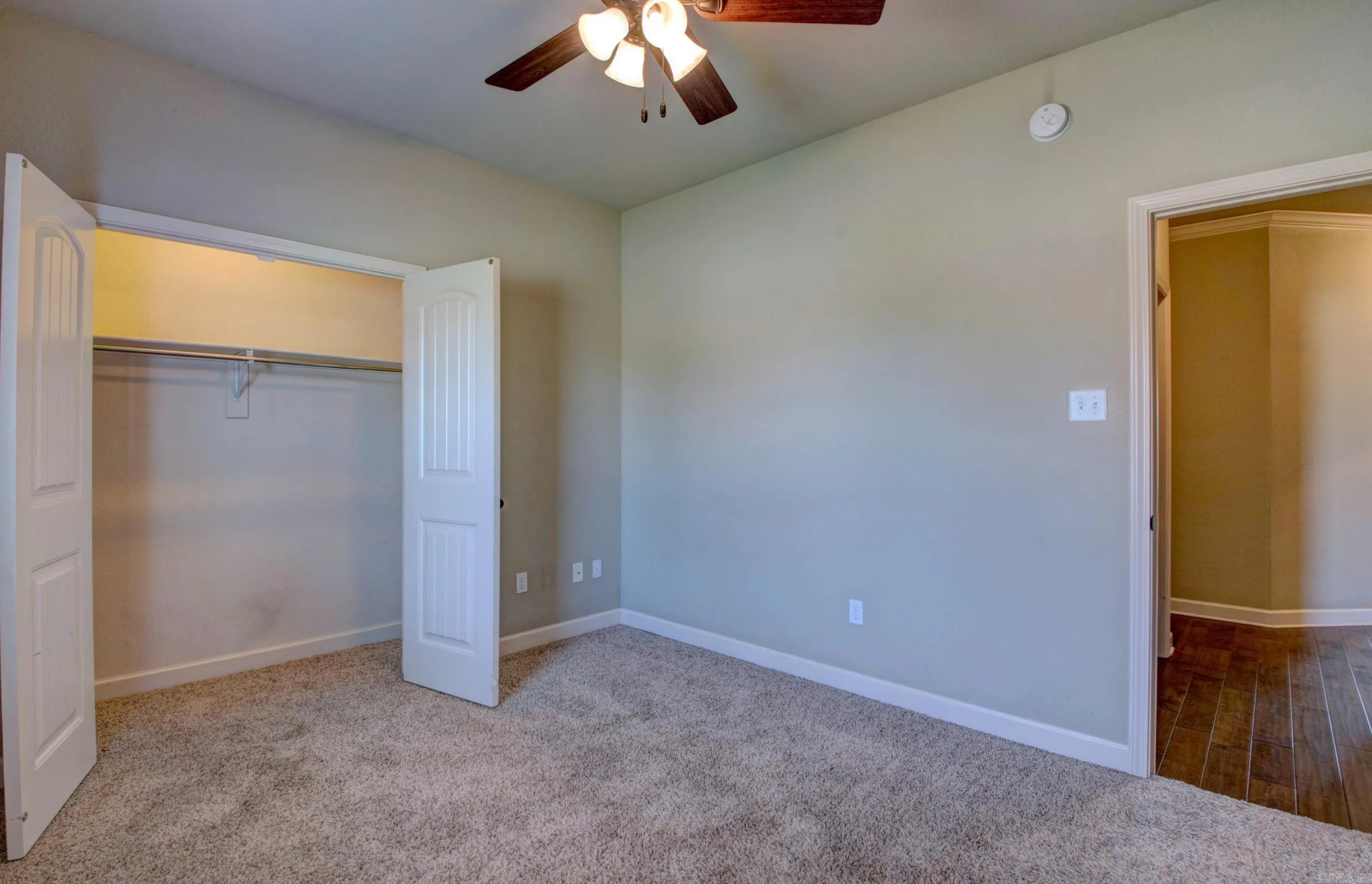 Property at 727  Mango - Image 42