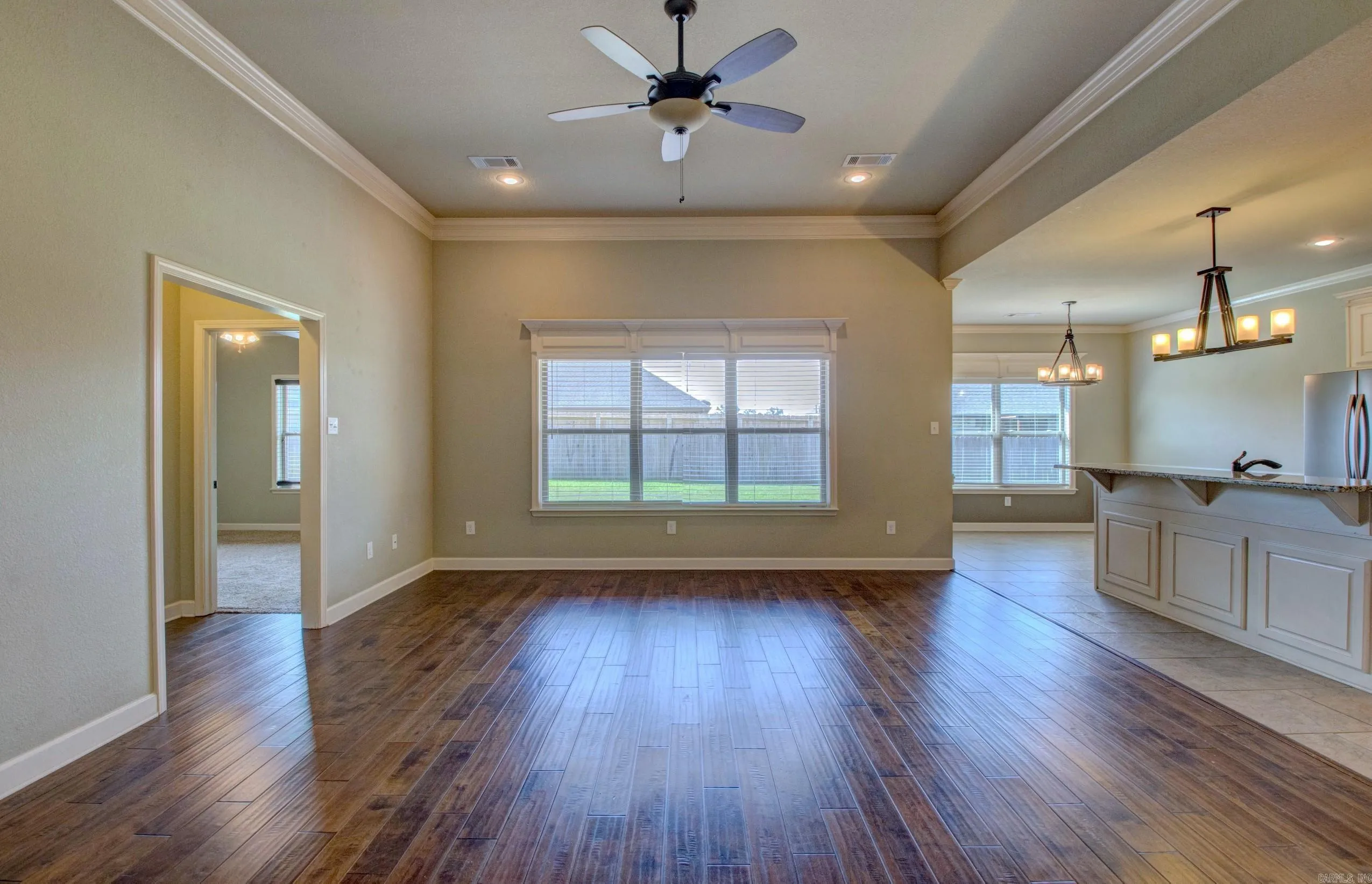 Property at 727  Mango - Image 9