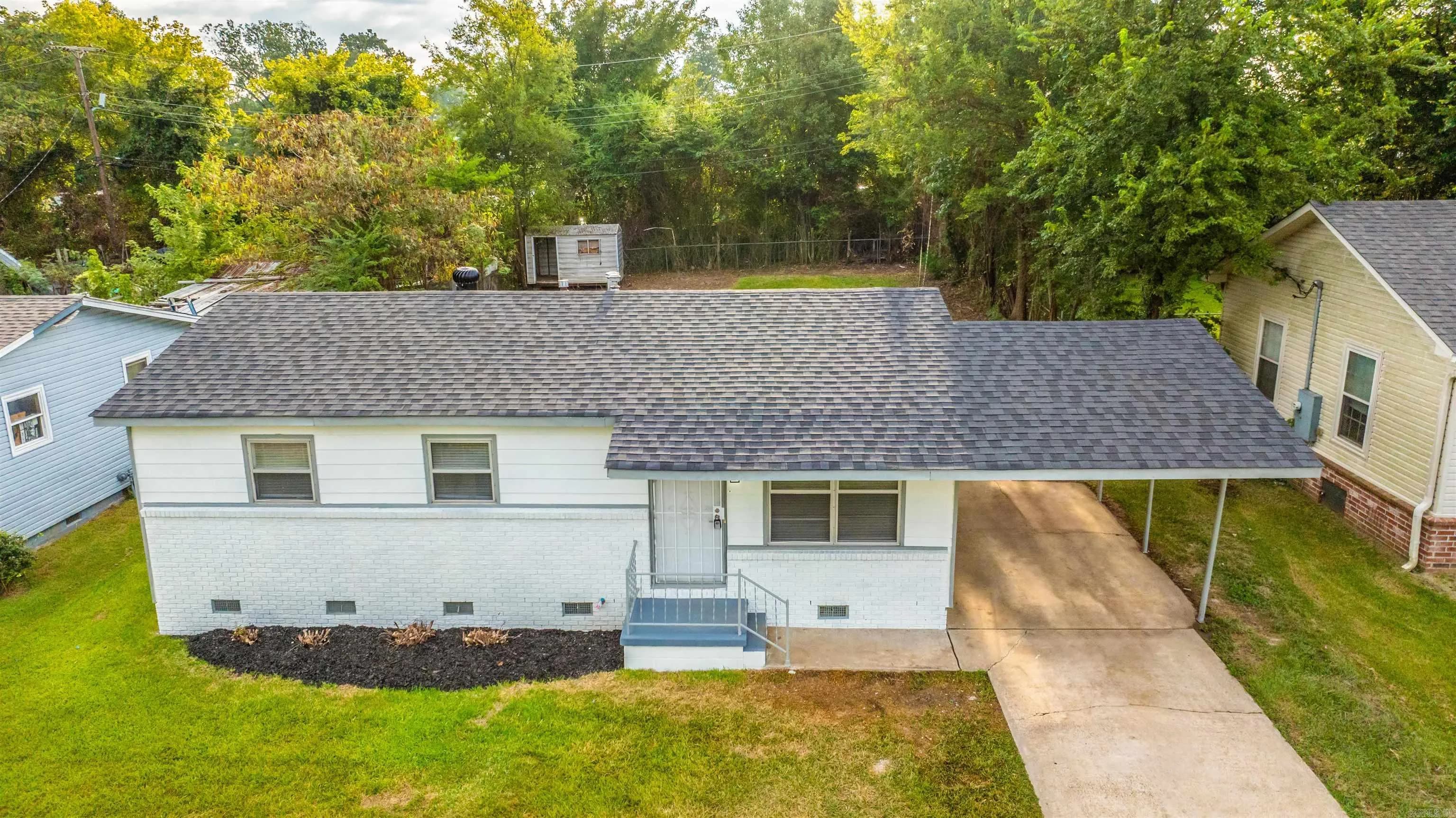 Property at 8715  Winston - Image 14
