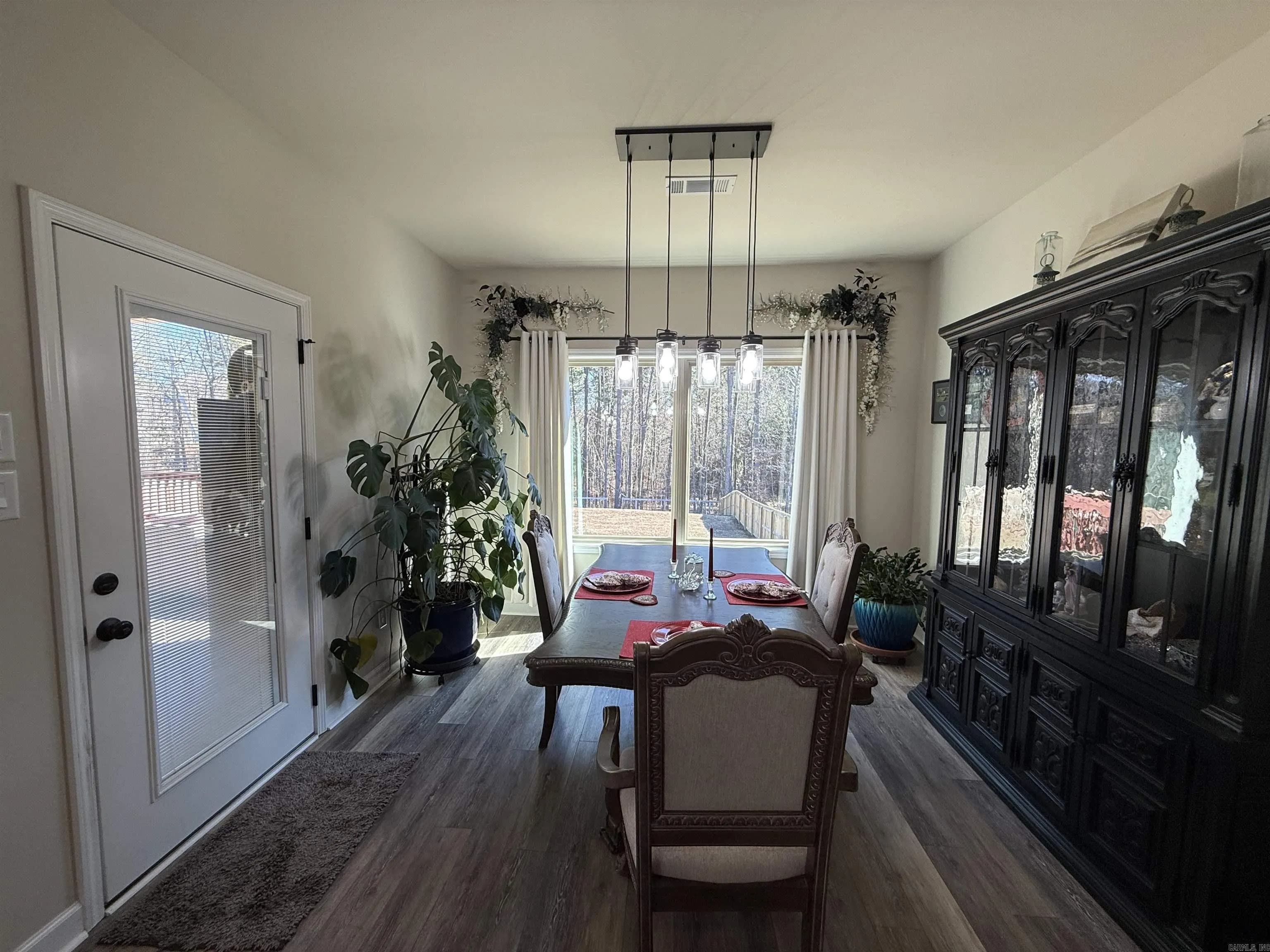 Property at 3027  Sue street - Image 7