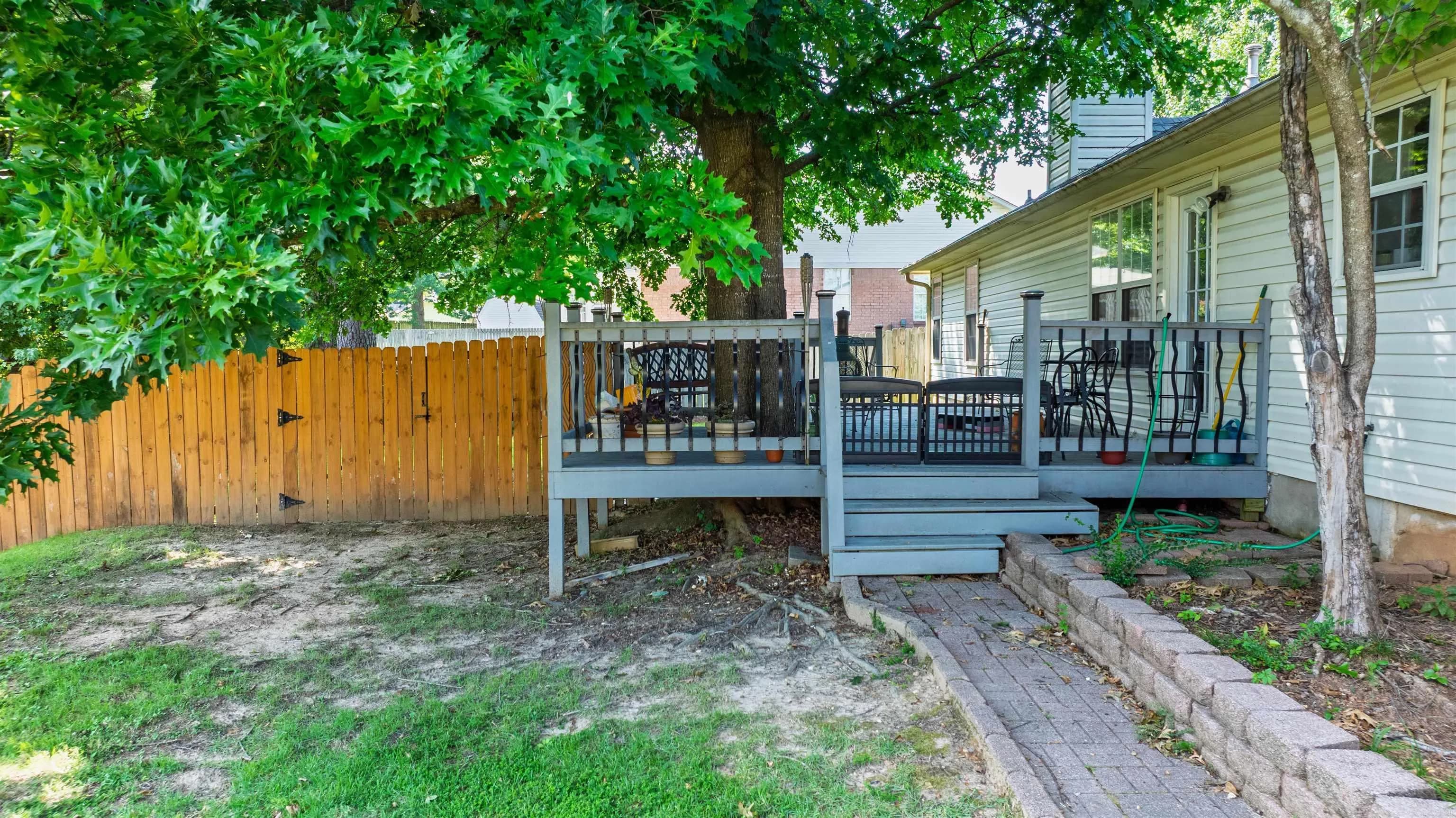 Property at 2523  Delaware crossing - Image 10