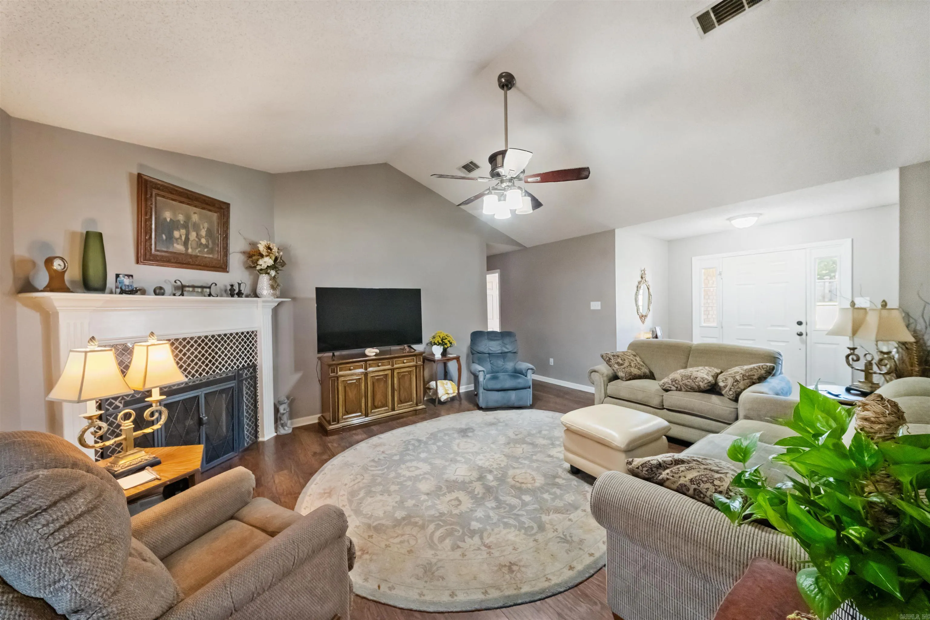 Property at 2523  Delaware crossing - Image 19