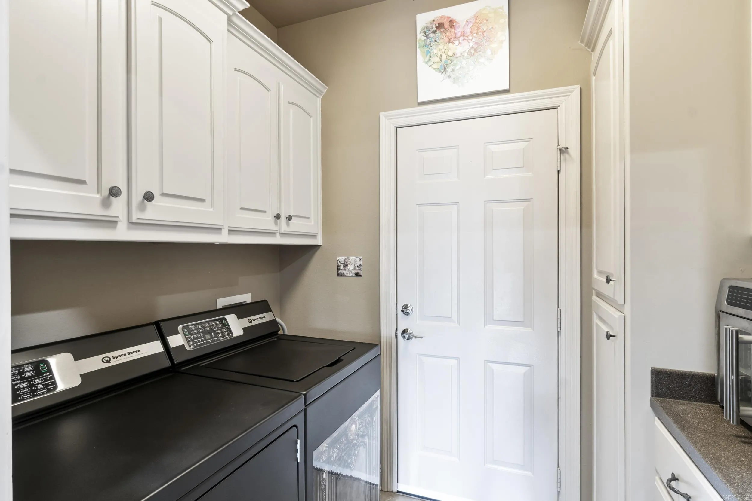Property at 607  Greystone - Image 19