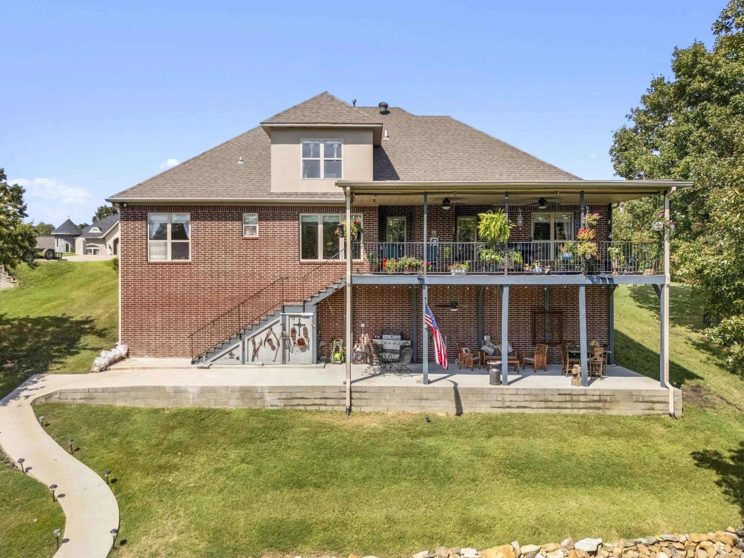 Property at 607  Greystone - Image 5