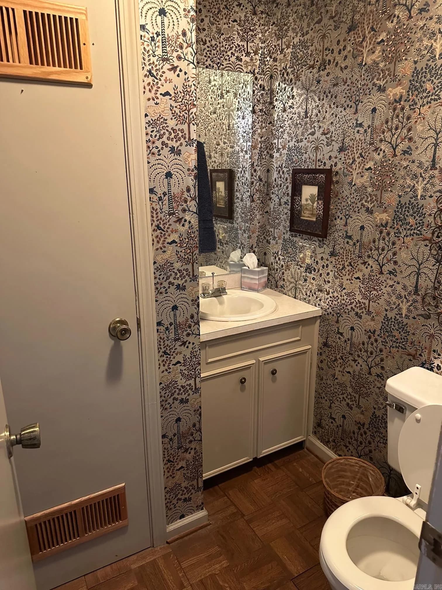 Property at 1105  Woodcrest - Image 22