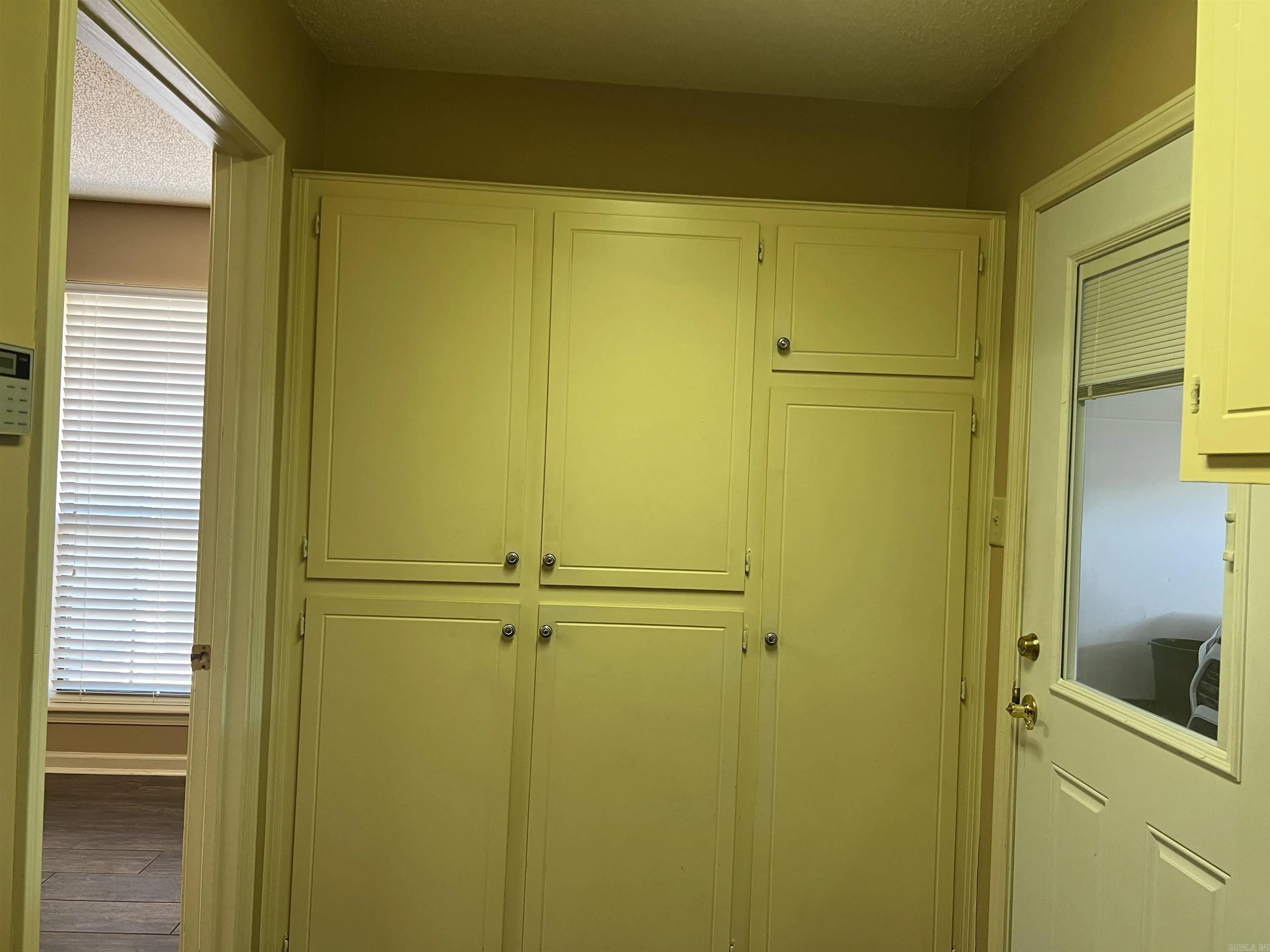Property at 11  Summerset place - Image 7