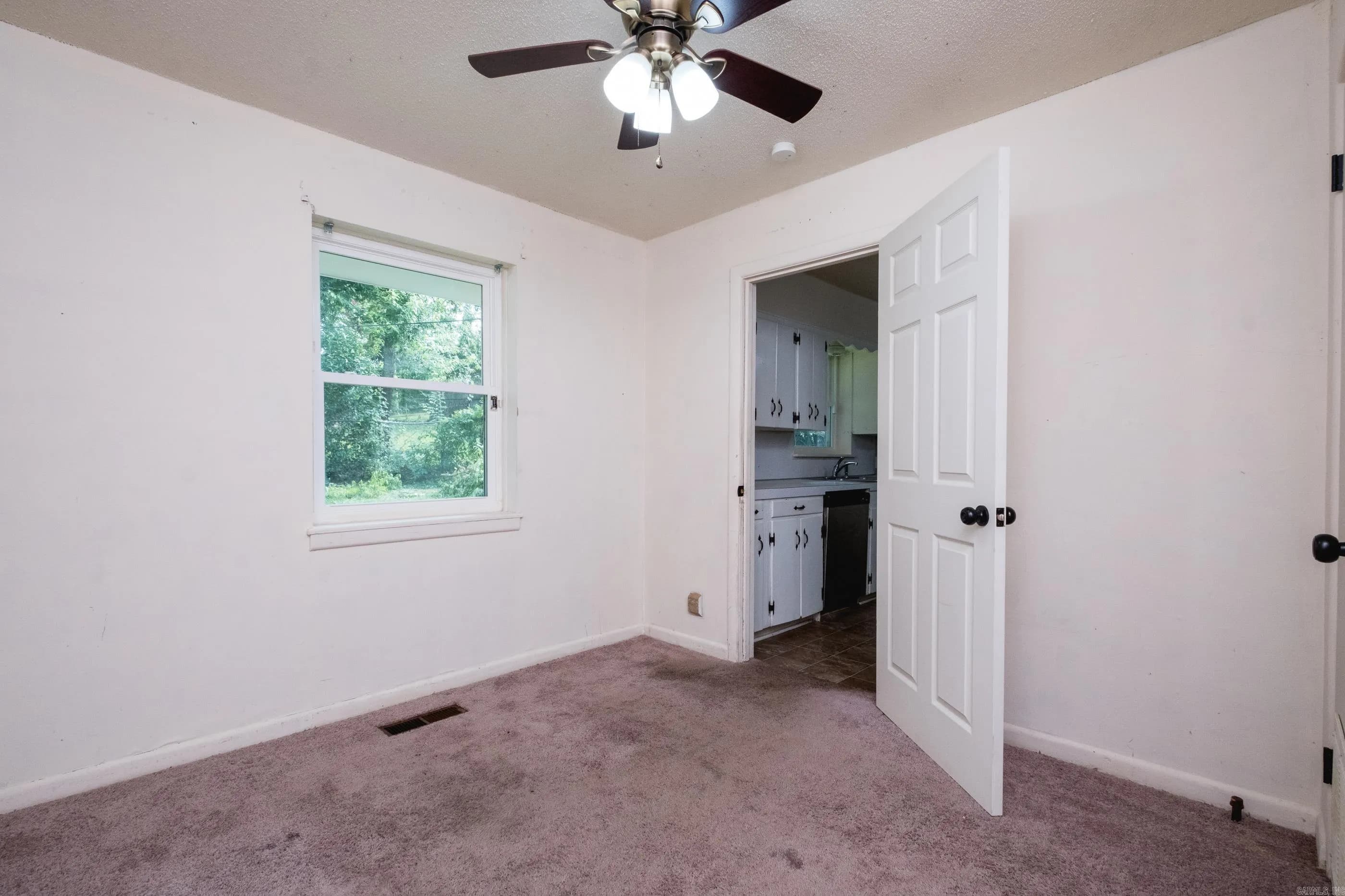 Property at 25  Woodcliff - Image 14