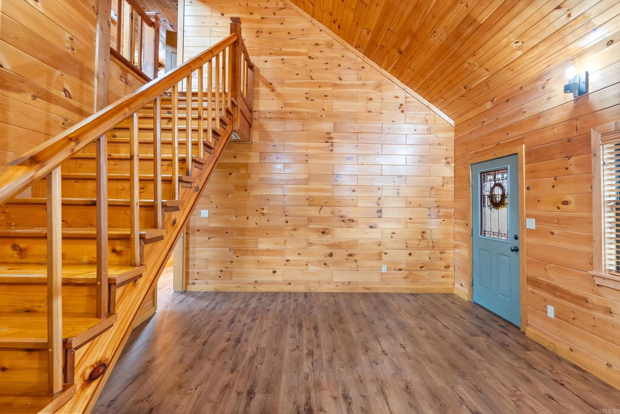 Property at 203  Marcus hill - Image 9