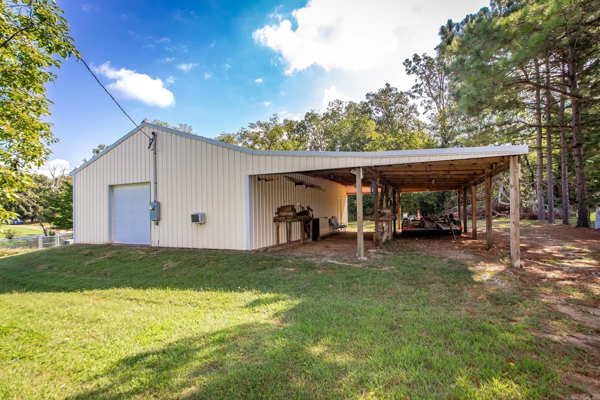 Property at 729  Crystal hill - Image 42