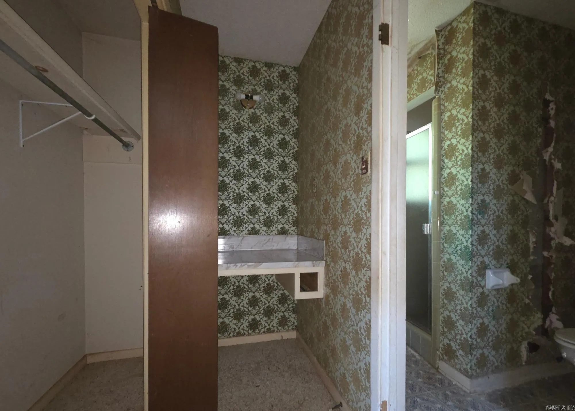 Property at 9806  Labette - Image 19