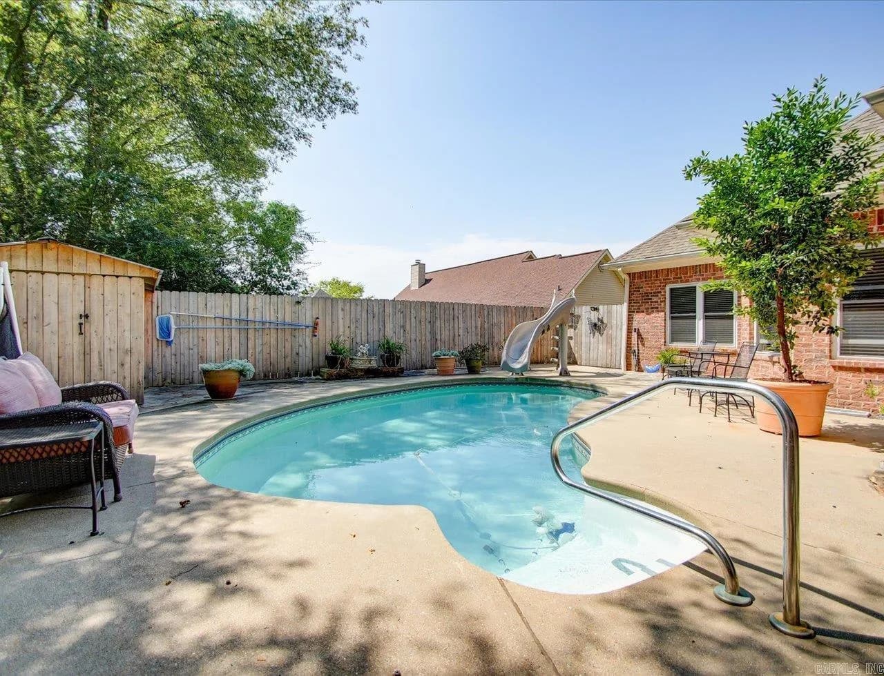 Property at 105  Saratoga - Image 29