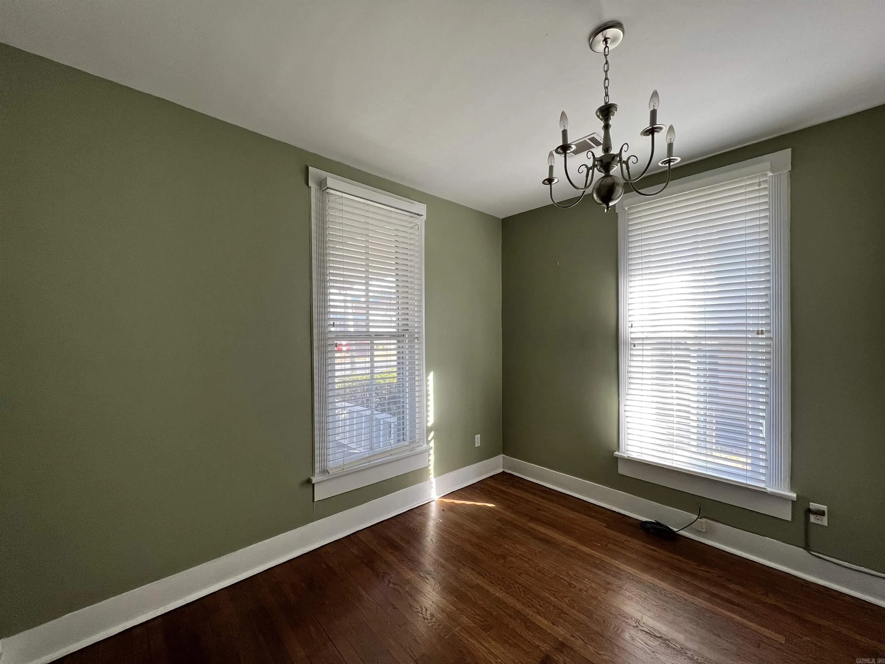 Property at 1511  Caldwell - Image 17