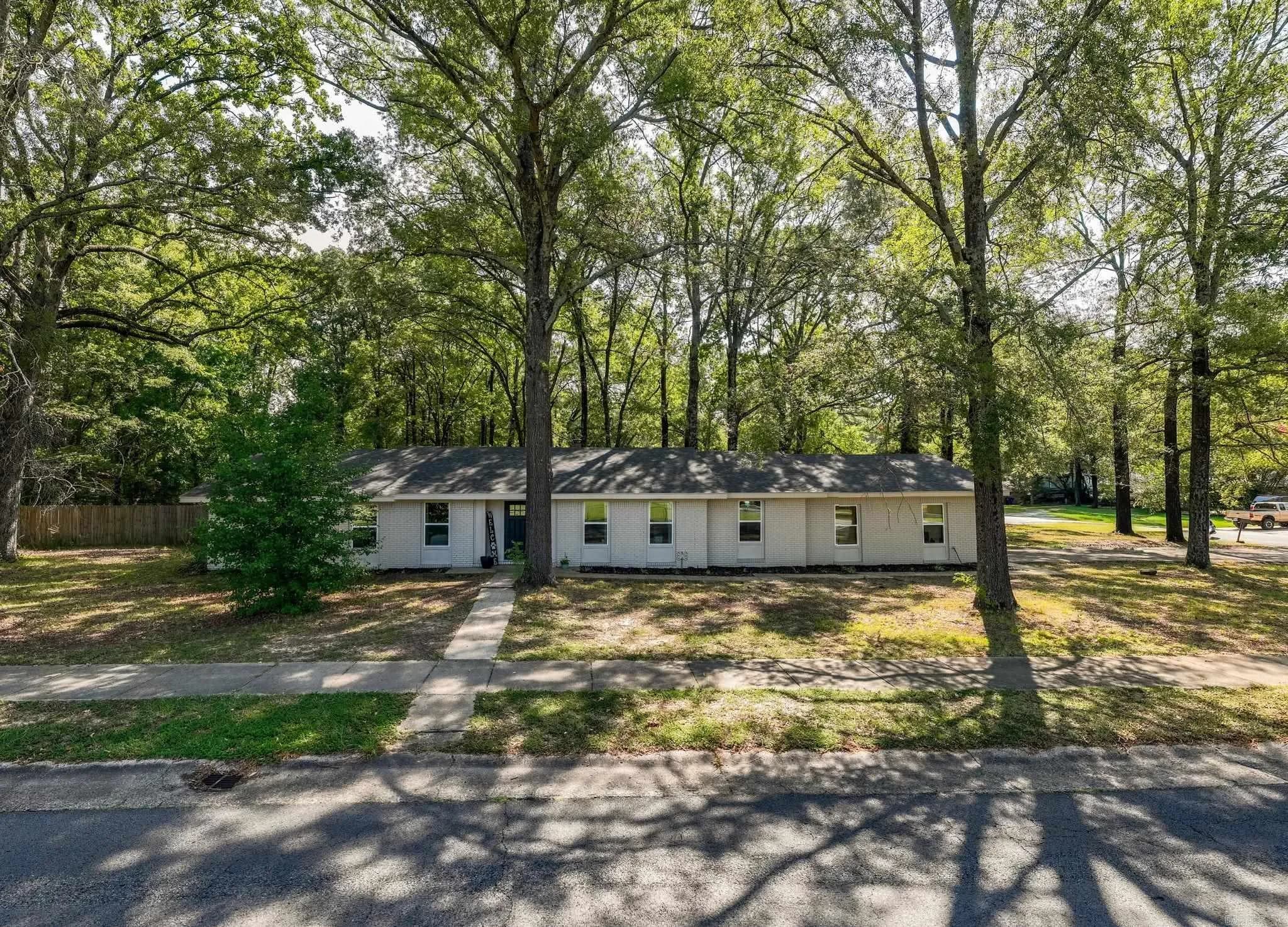 Property at 50  White oak - Image 1