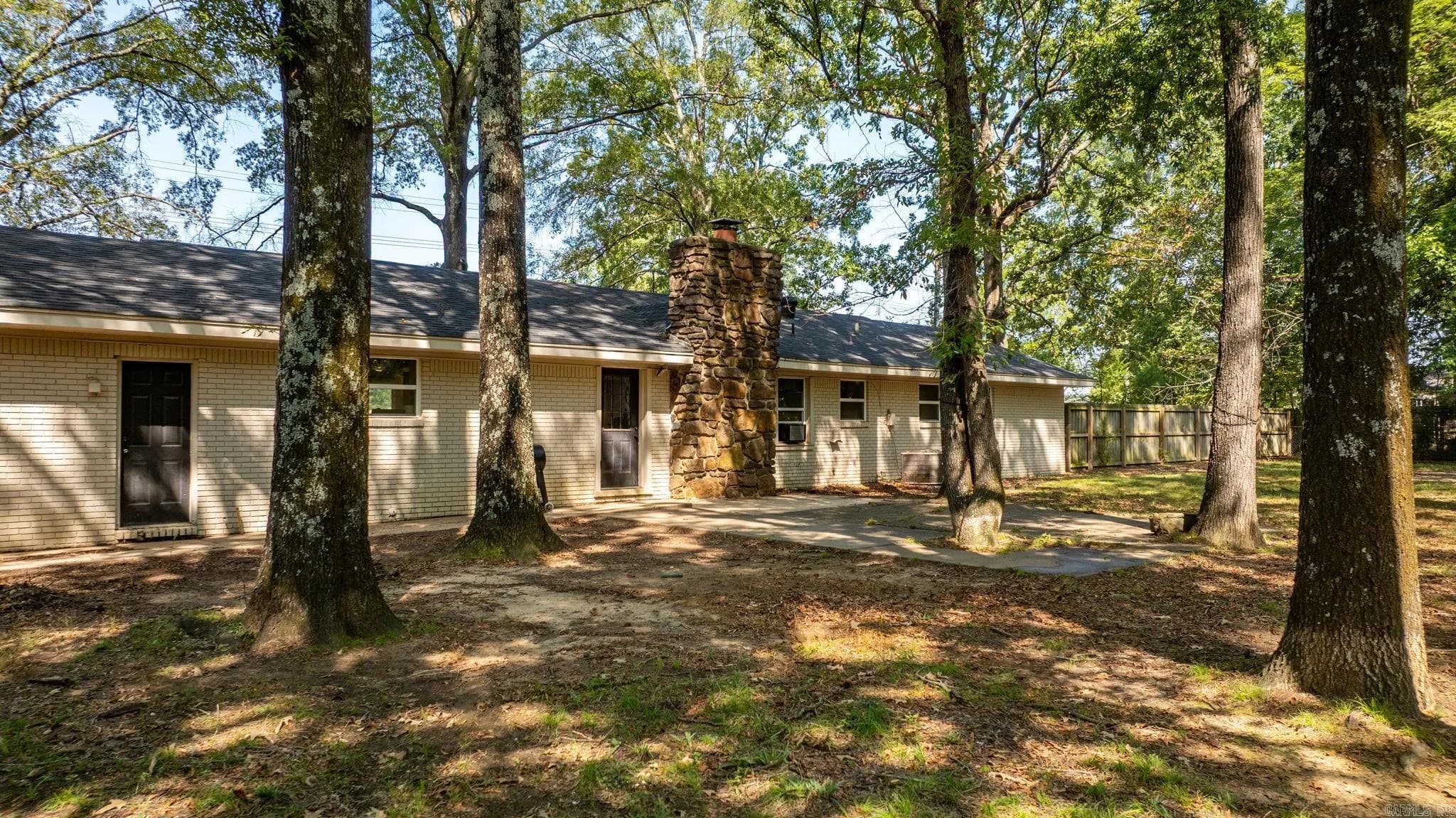 Property at 50  White oak - Image 38