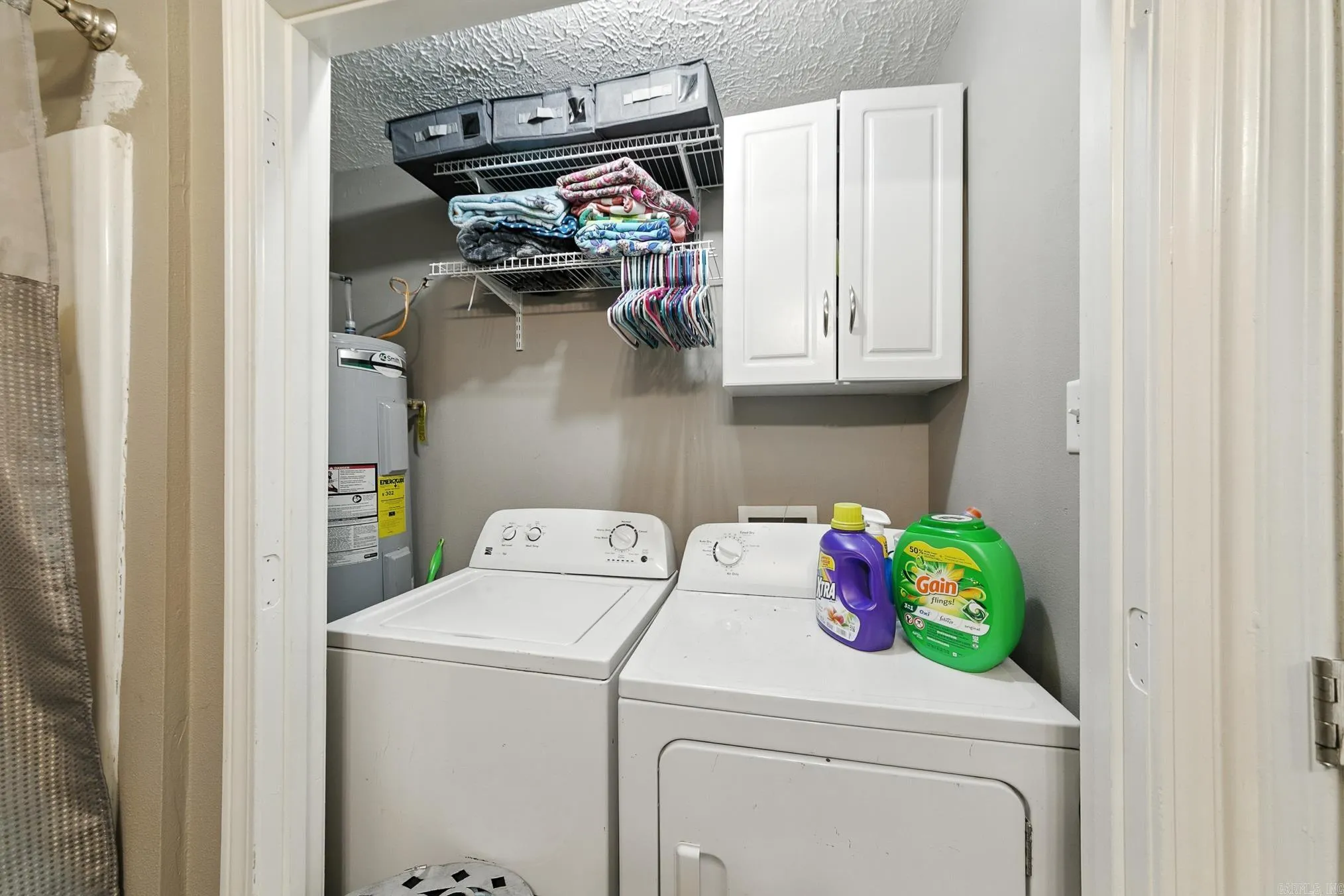 Property at 1605  Moon - Image 27