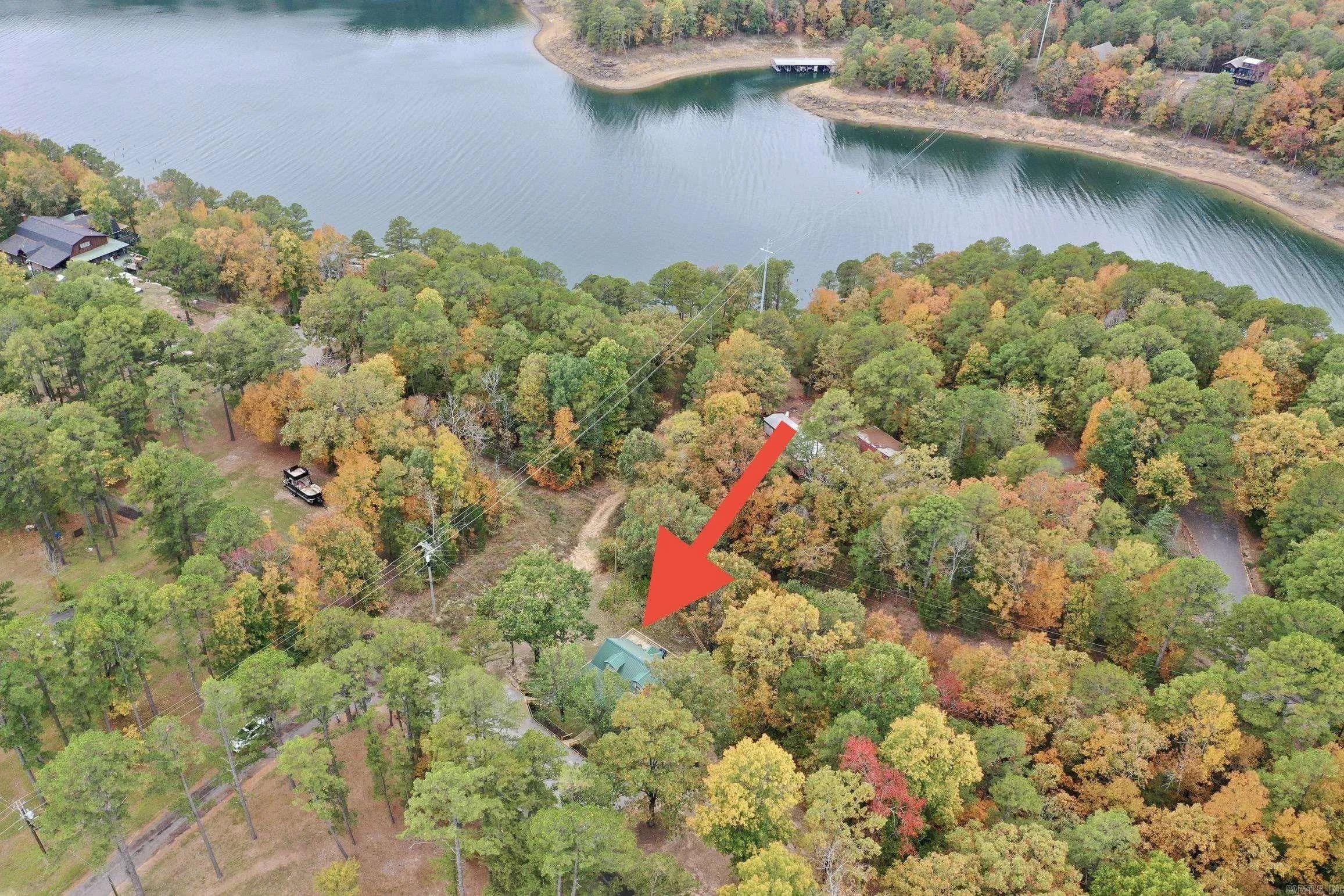 Property at 100  Iris - Image 2