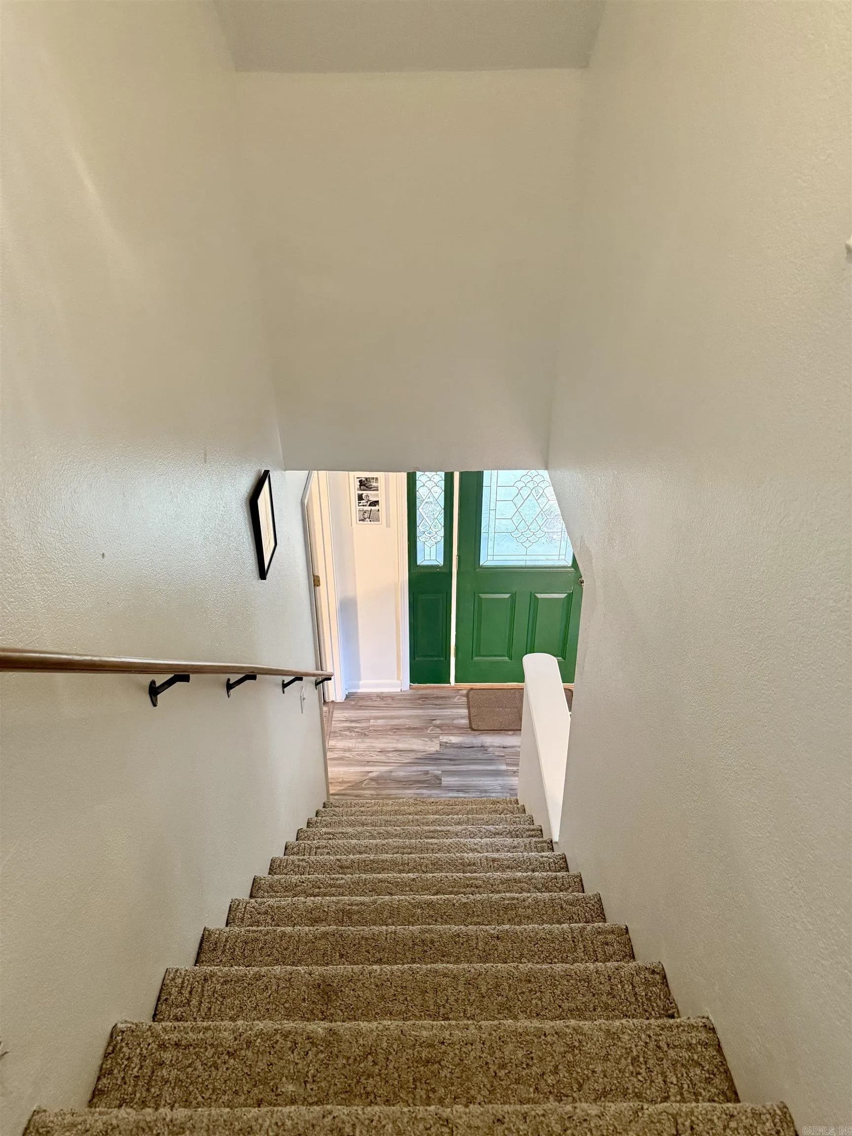 Property at 100  Iris - Image 24