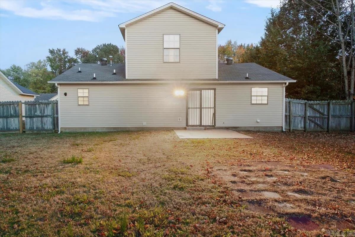 Property at 1513  Noah - Image 30