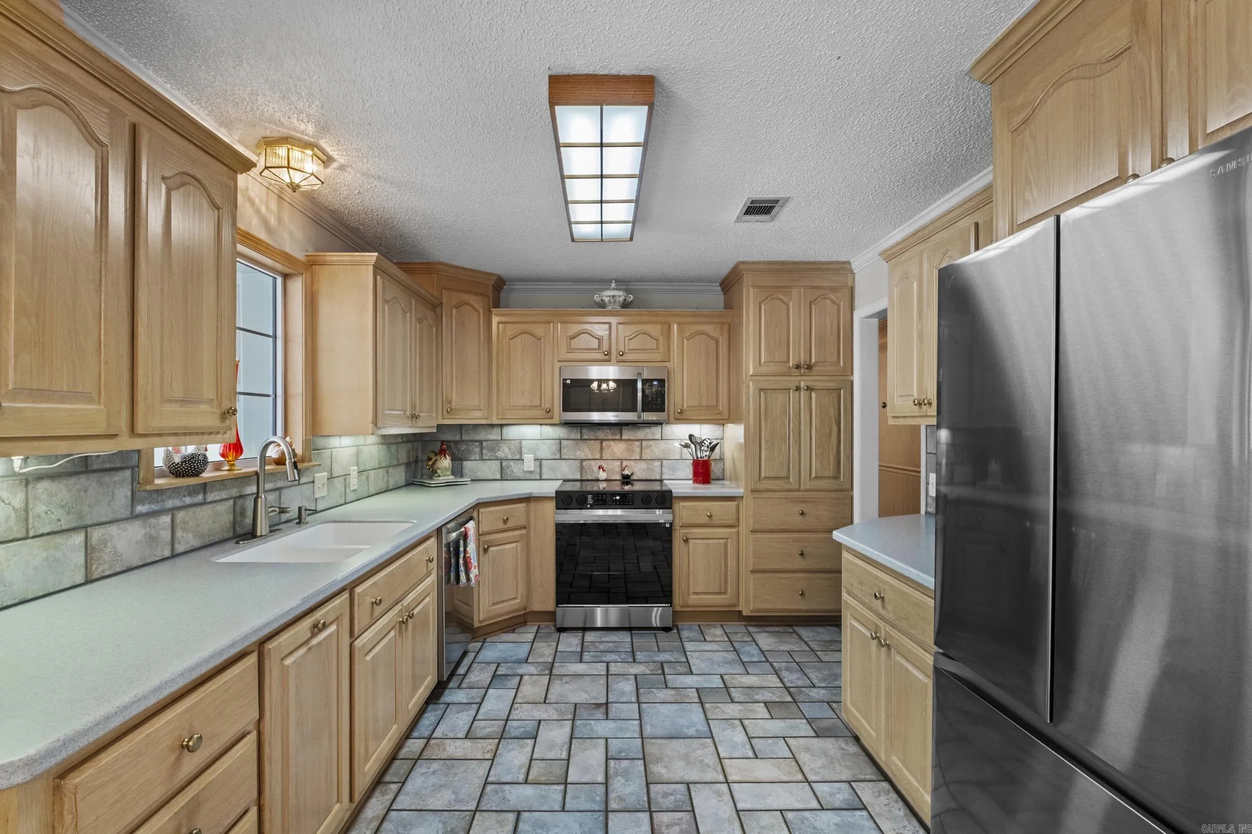Property at 308  Hardin mill - Image 16