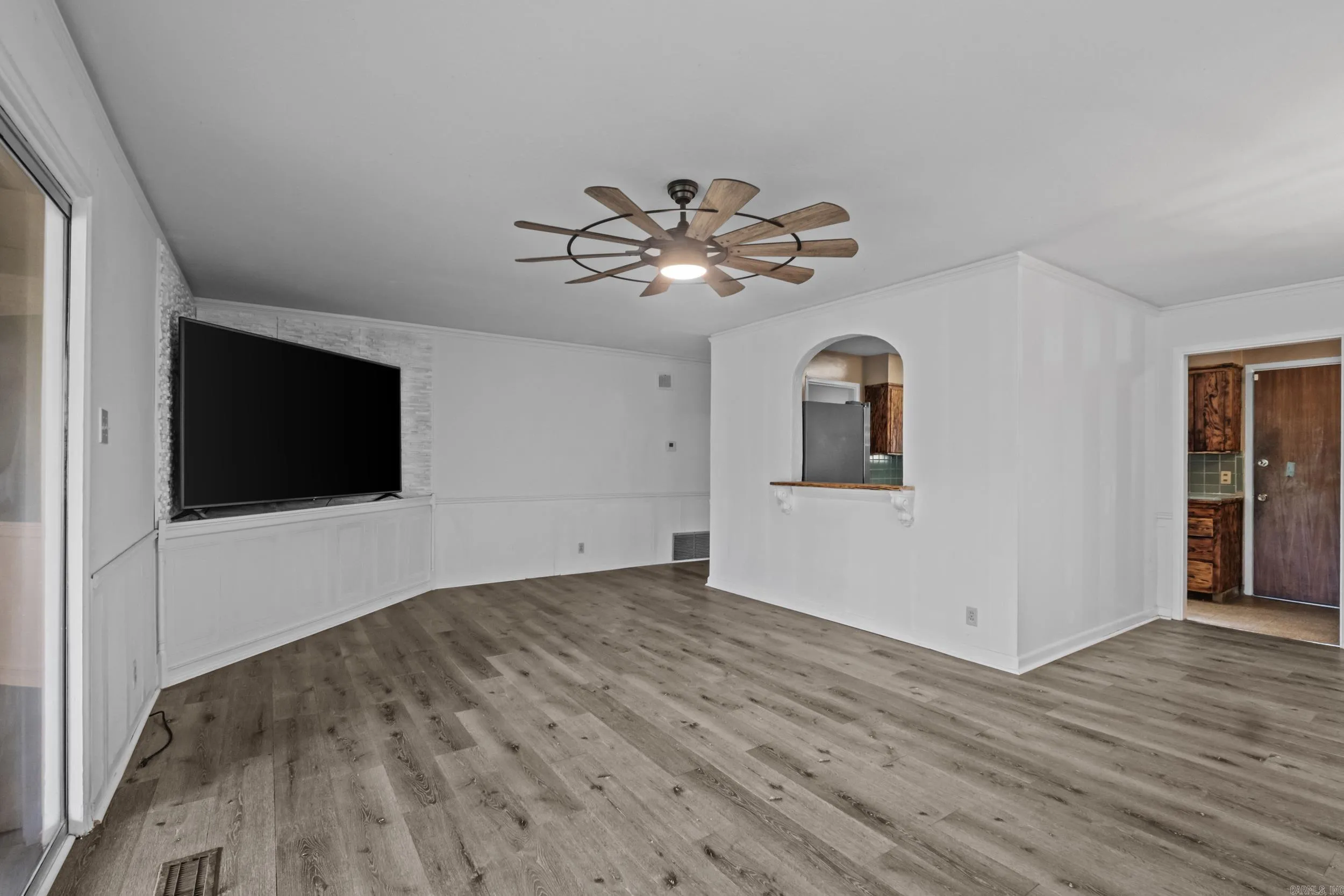 Property at 32  Lakeshore drive - Image 7
