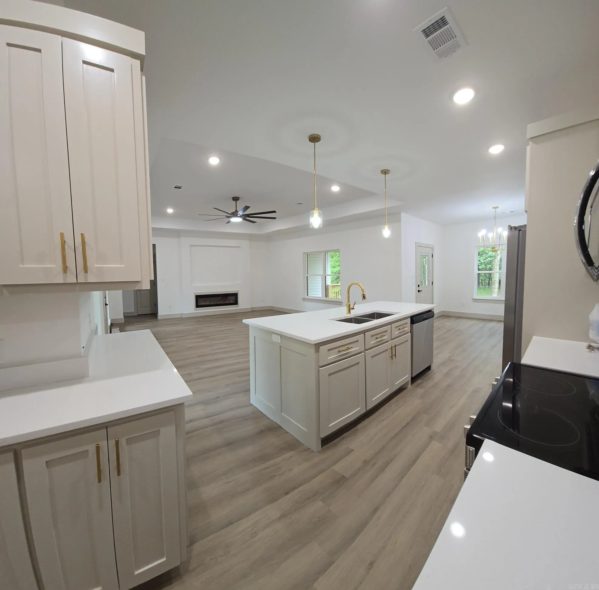Property at 109  Diamondhead - Image 22