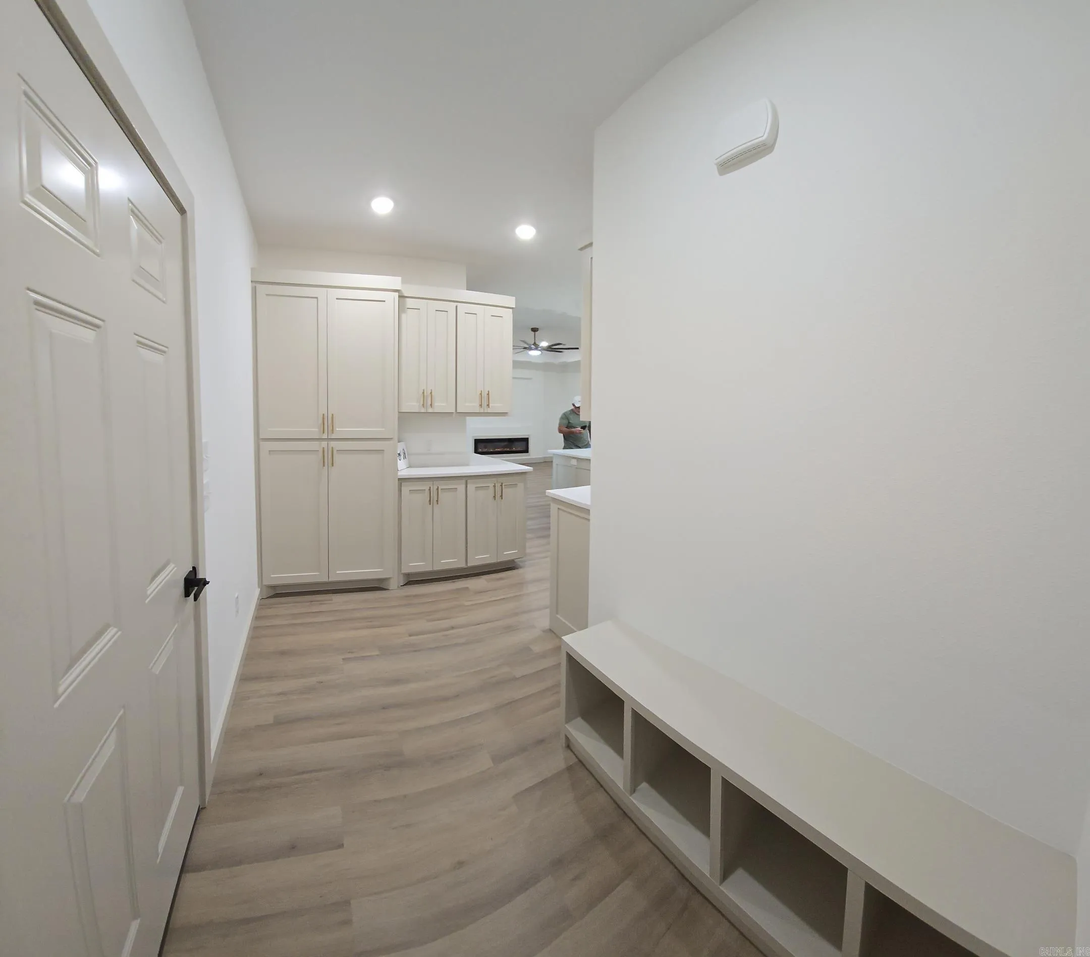 Property at 109  Diamondhead - Image 21