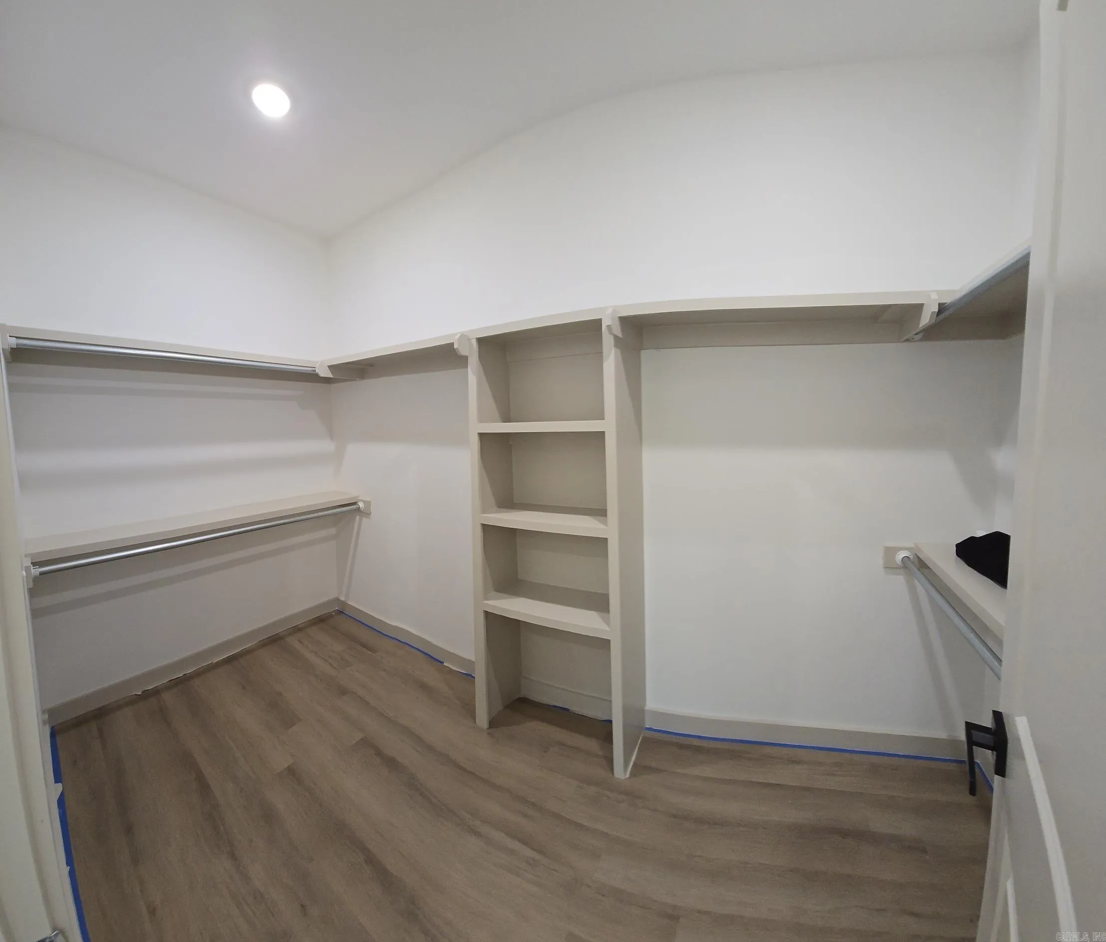 Property at 109  Diamondhead - Image 17