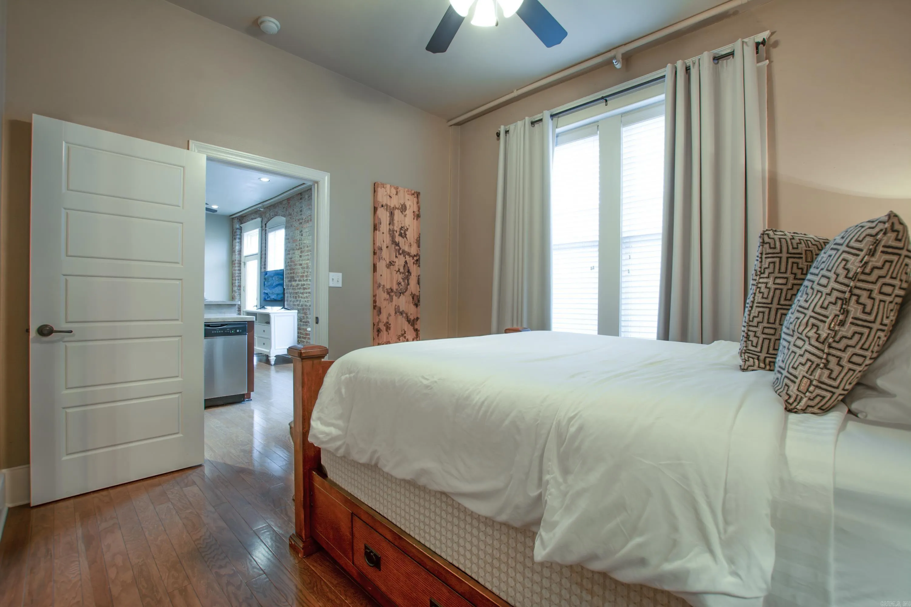 Property at 612  Center  Apt 3, 3 - Image 15