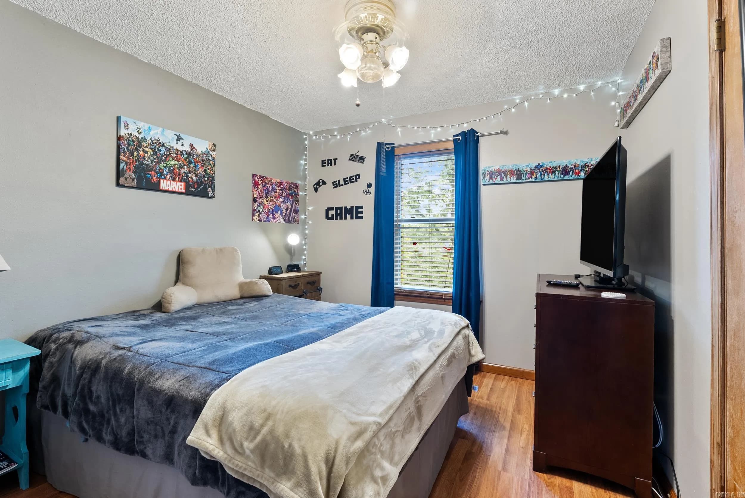 Property at 5806  Foxboro - Image 27