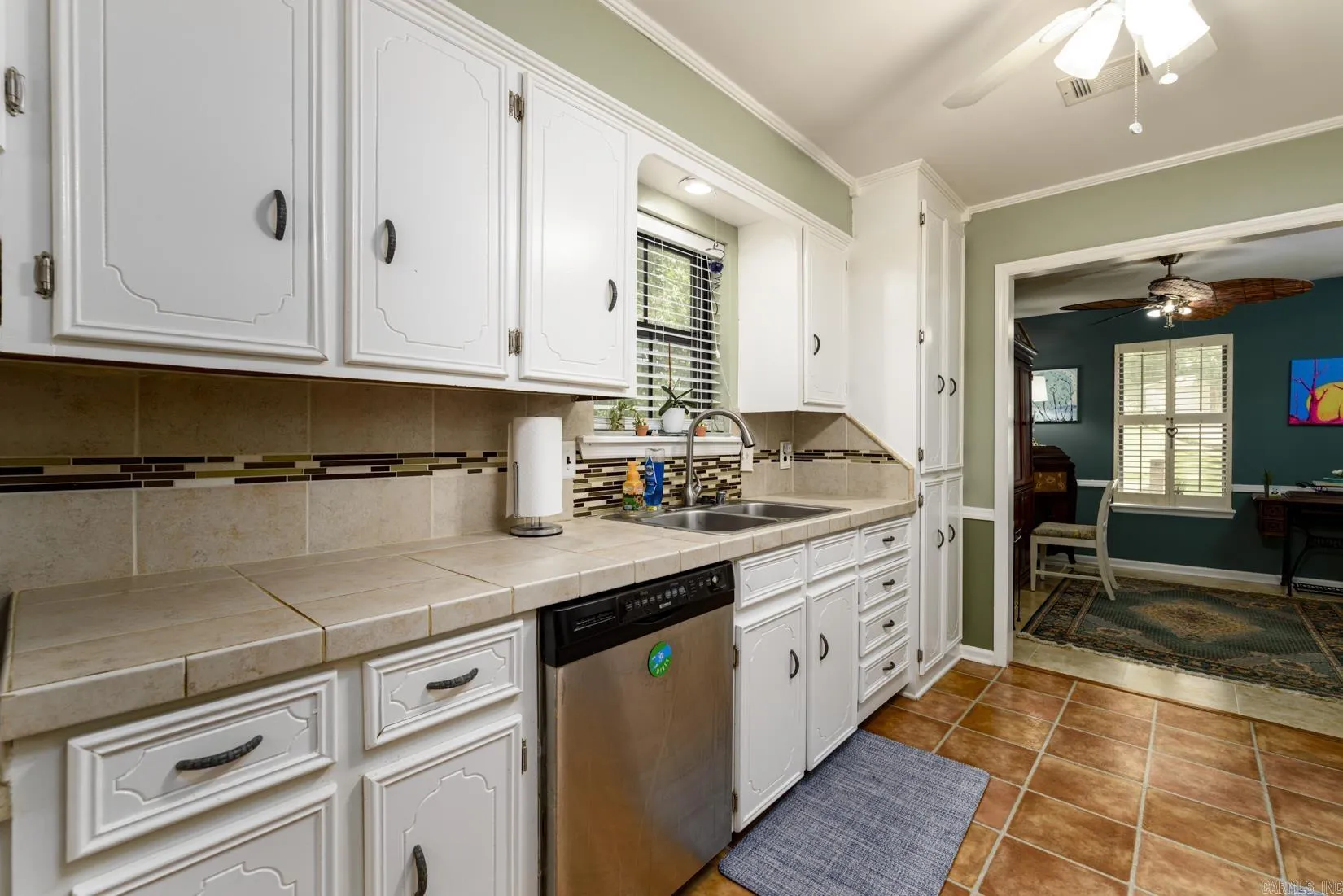 Property at 13802  Edgemond - Image 6