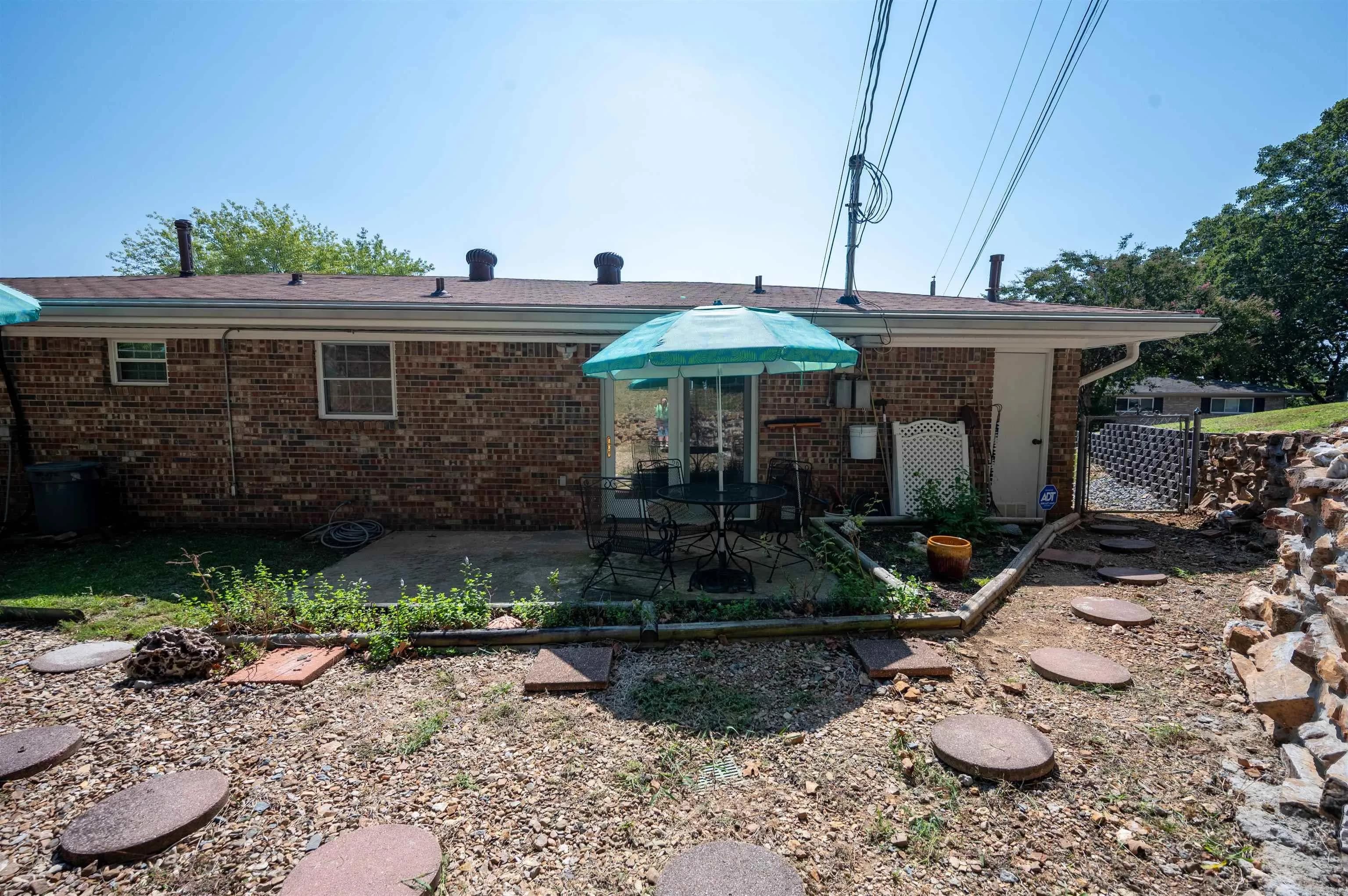 Property at 407  Sierra madre - Image 28