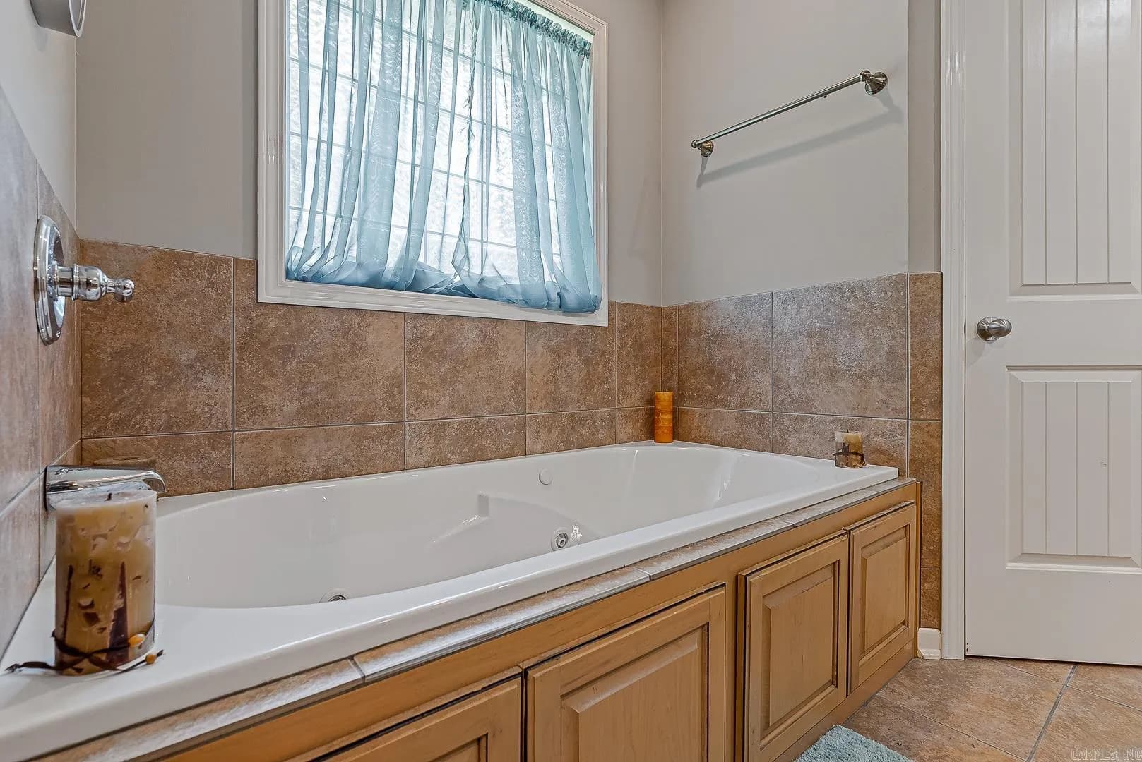 Property at 3712  Lexee - Image 8