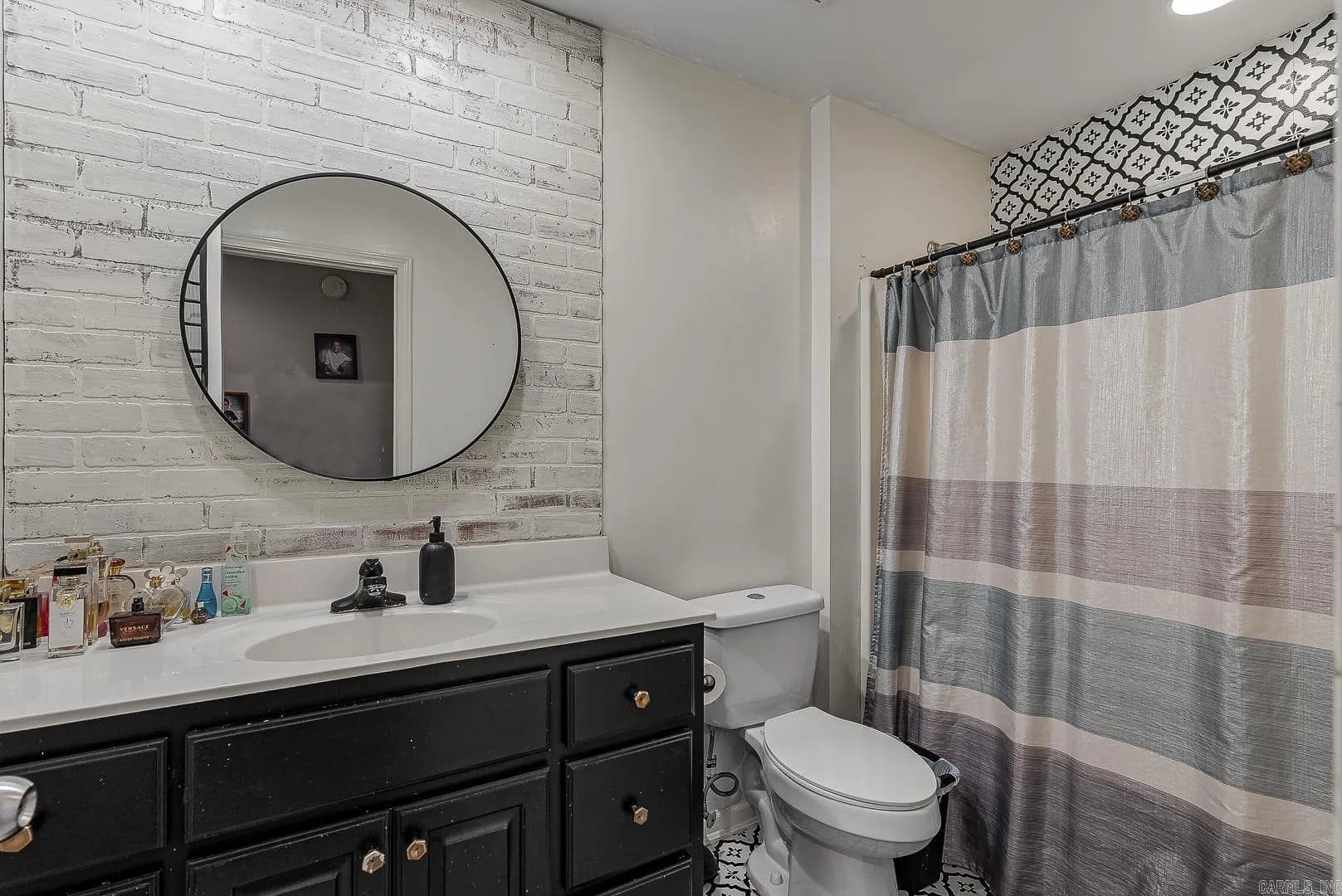 Property at 3712  Lexee - Image 12