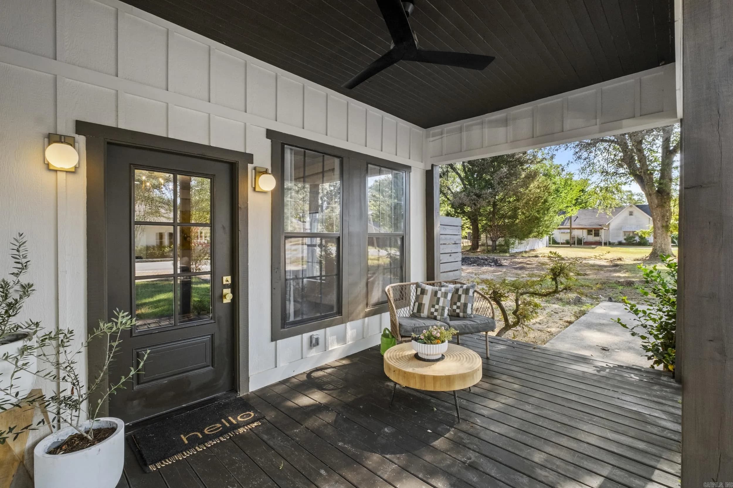 Property at 300 W High st - Image 4